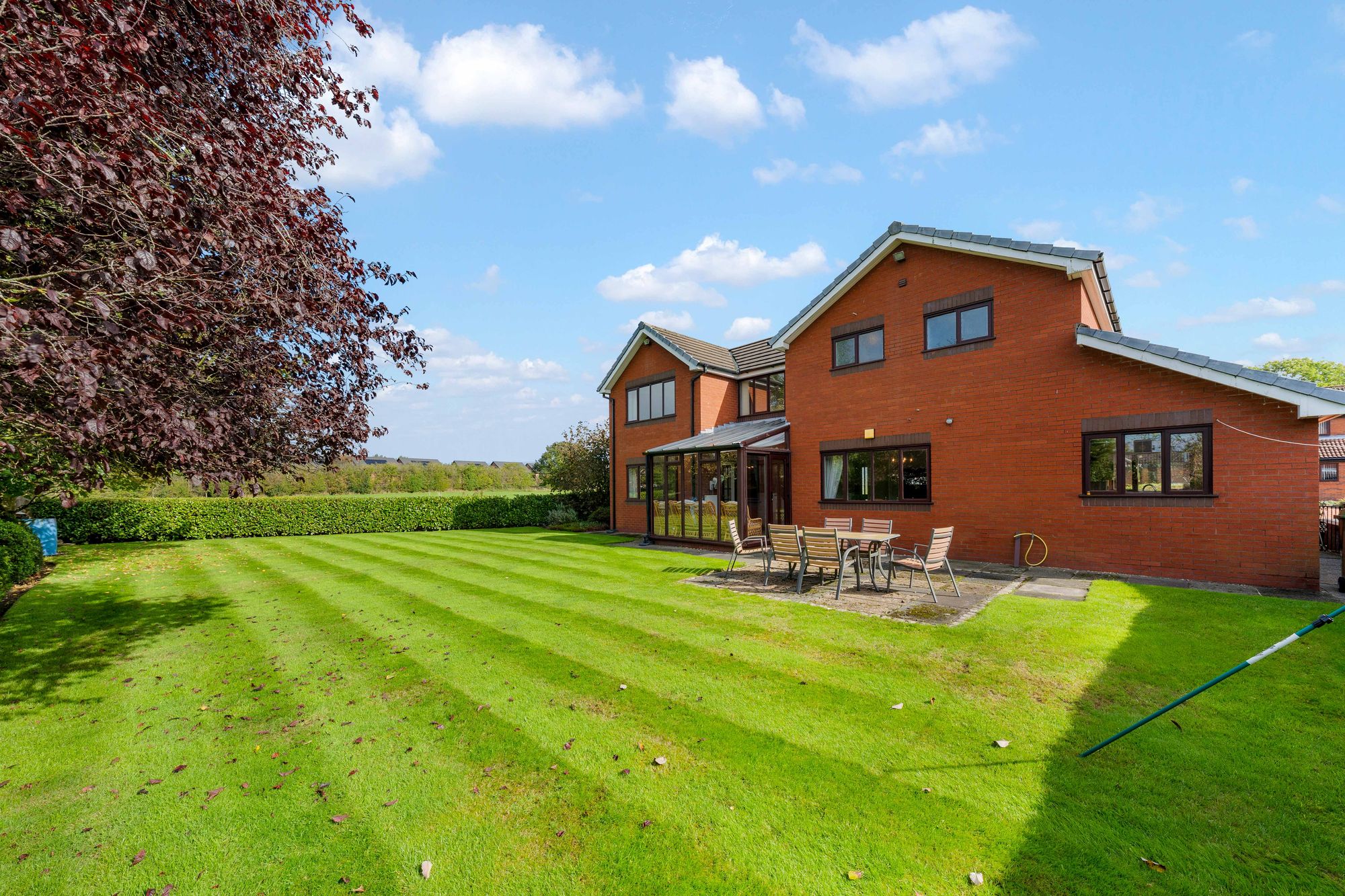 Betsyfield Drive, Croft, WA3