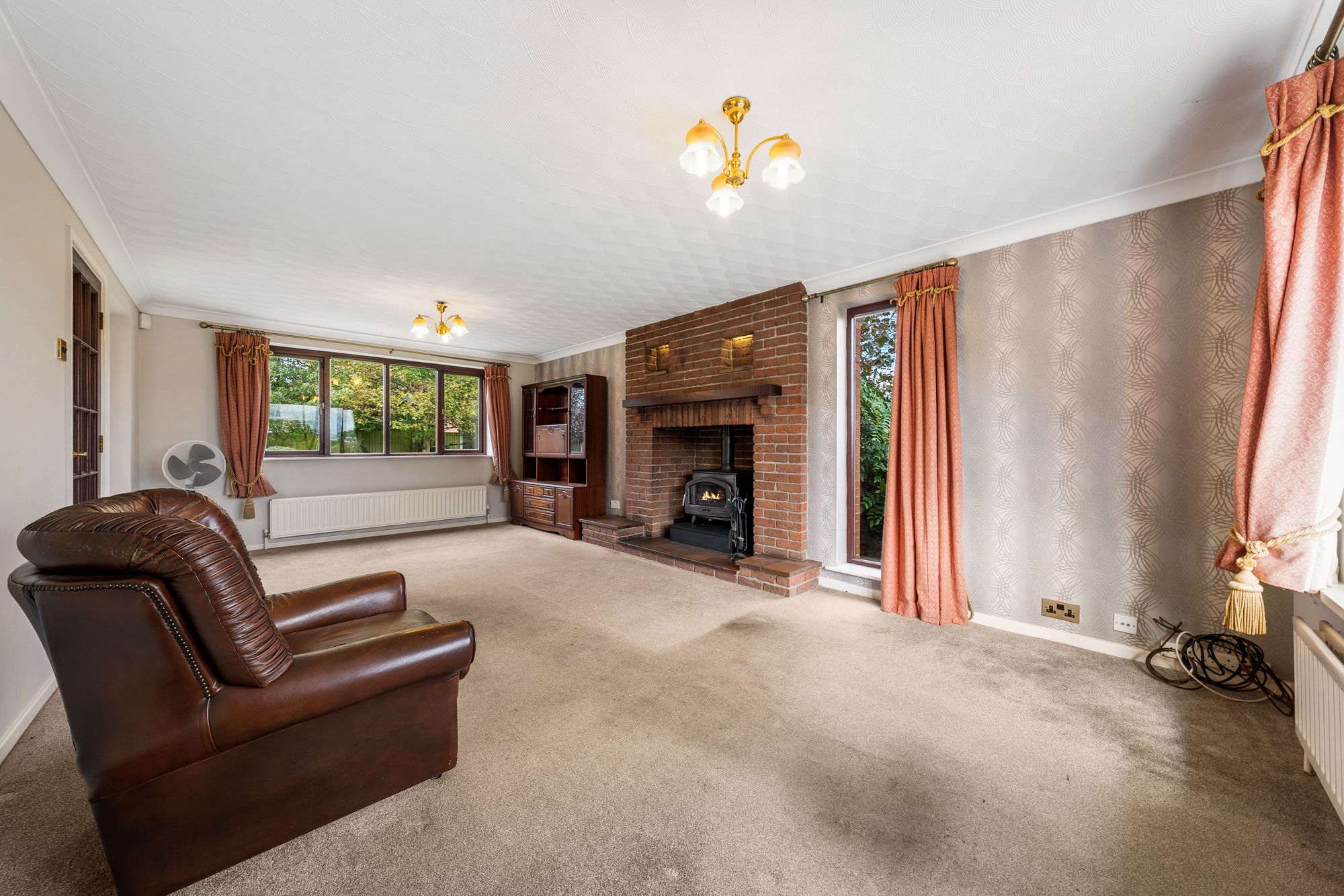 Betsyfield Drive, Croft, WA3