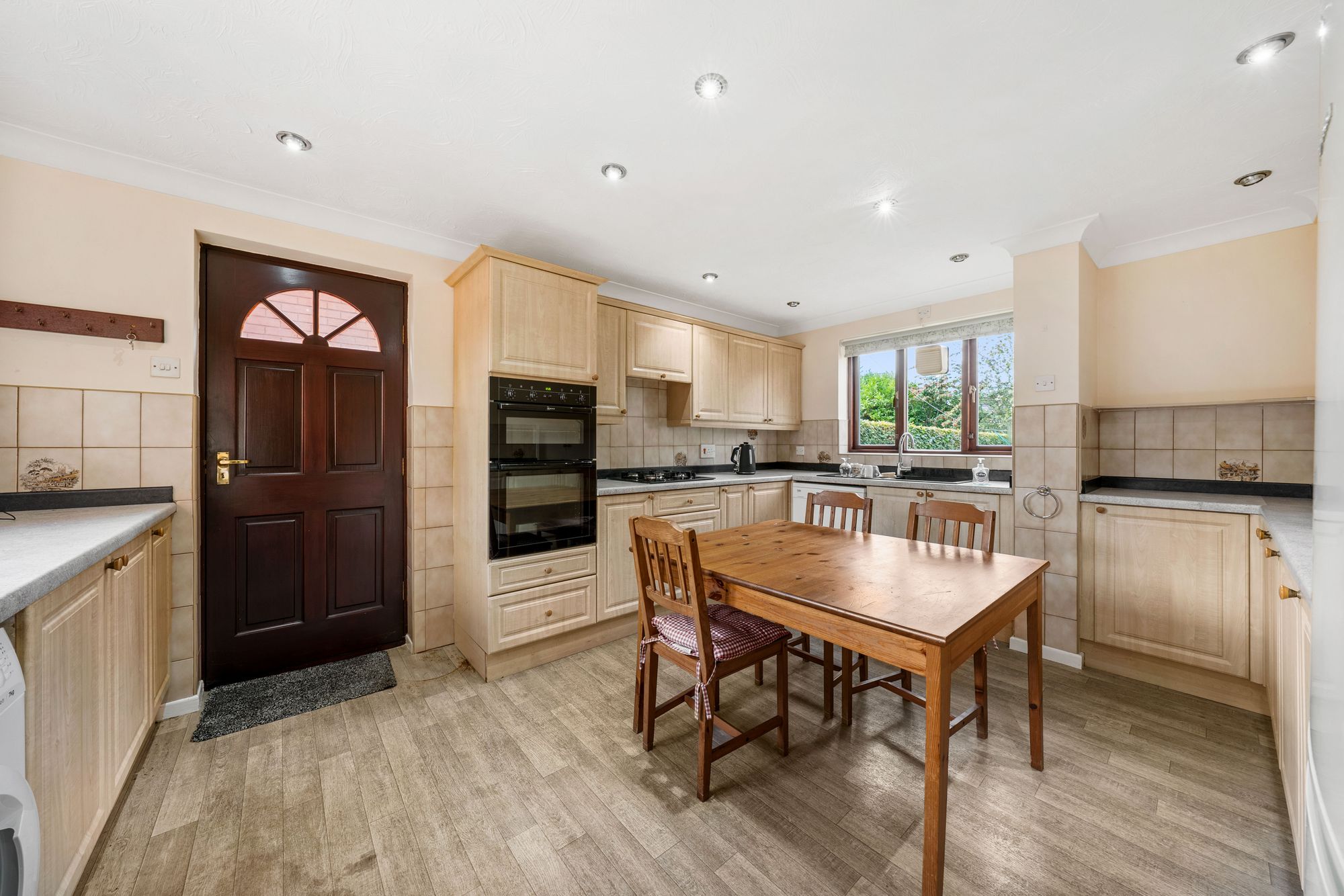 Betsyfield Drive, Croft, WA3