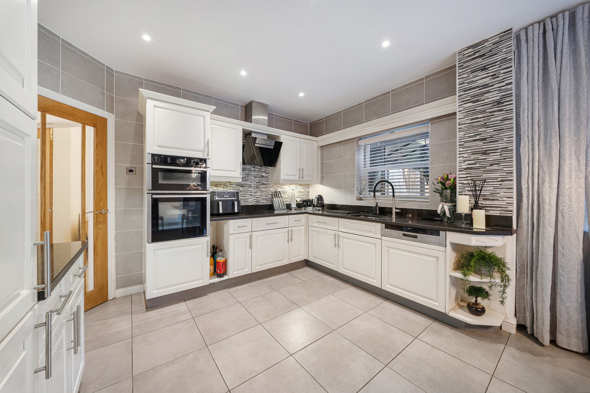 Ewanville, Liverpool, L36