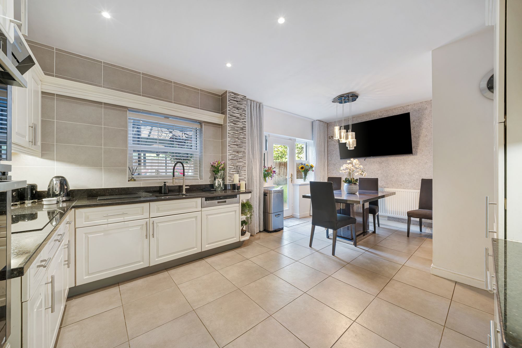 Ewanville, Liverpool, L36