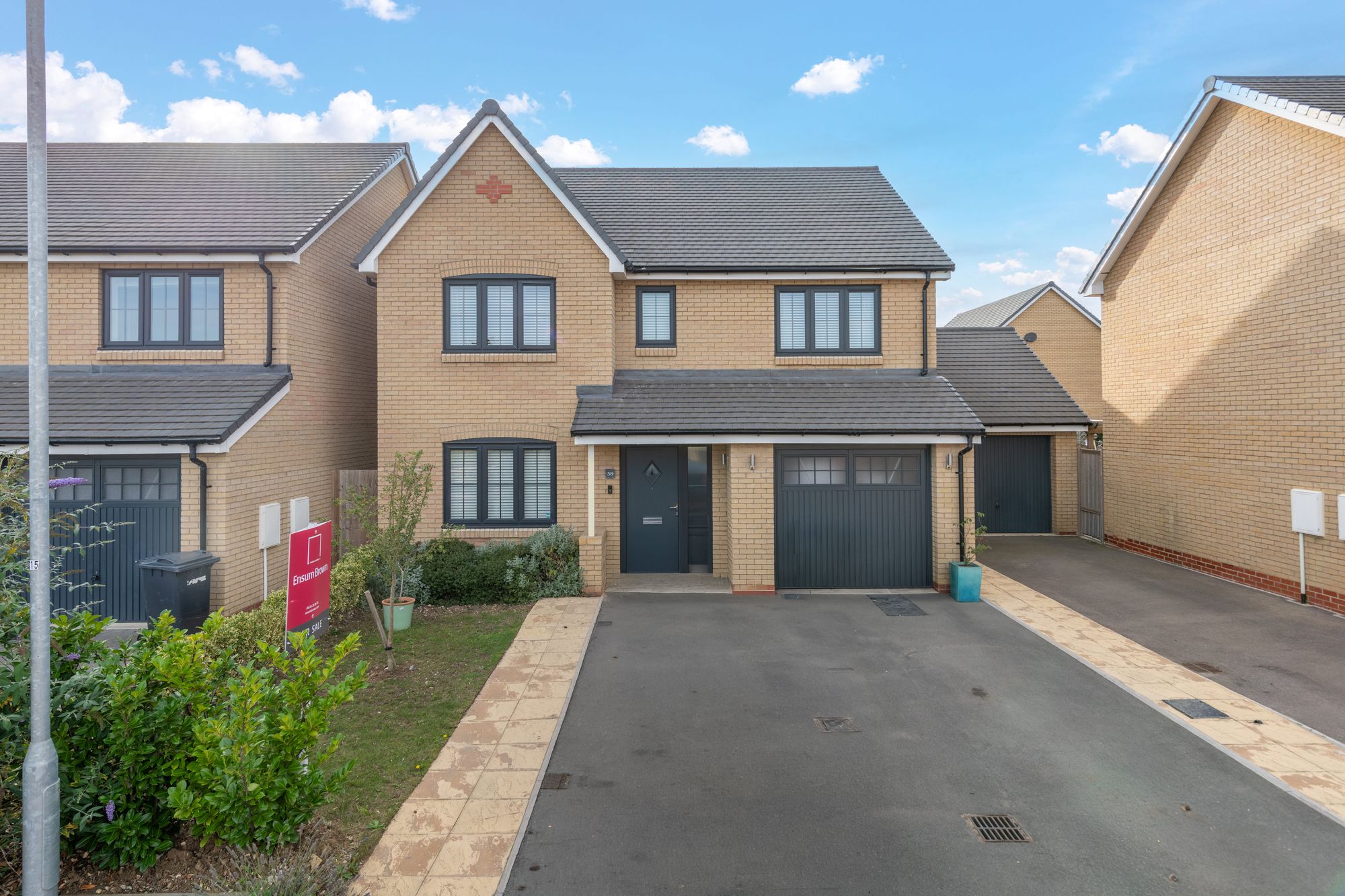 King James Close, Fordham, CB7