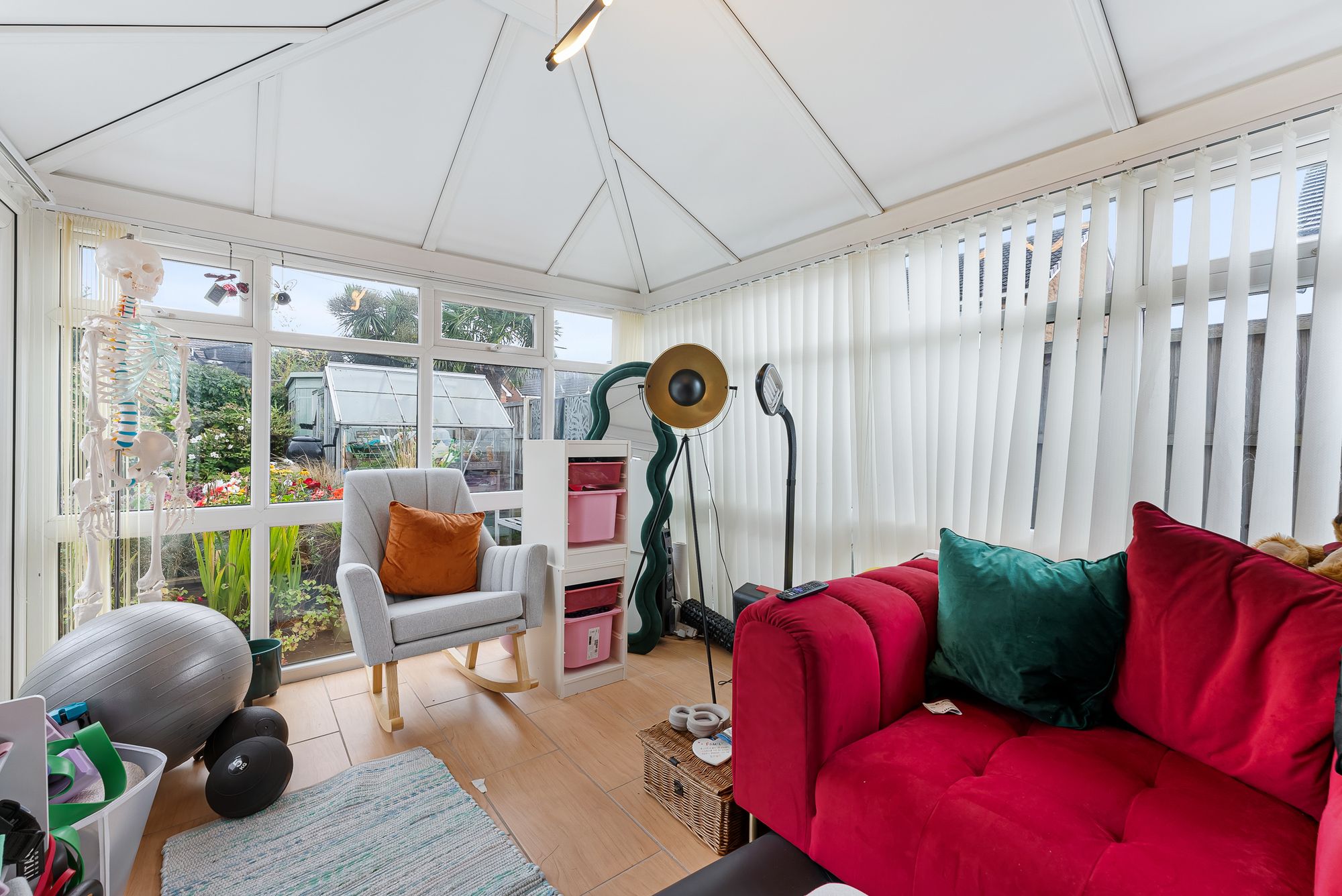 Greenwich Avenue, Widnes, WA8