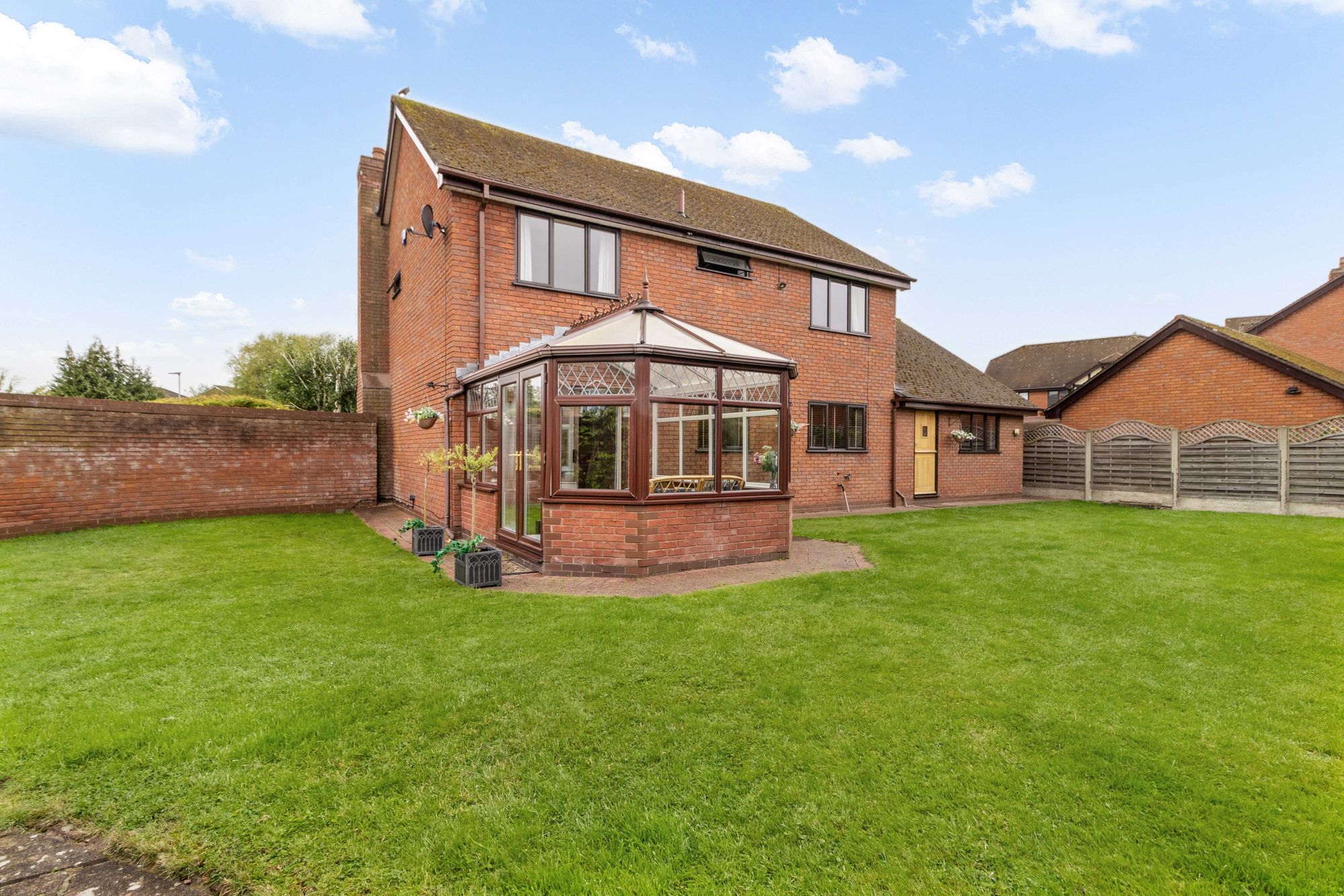 Tilman Close, Great Sankey, WA5