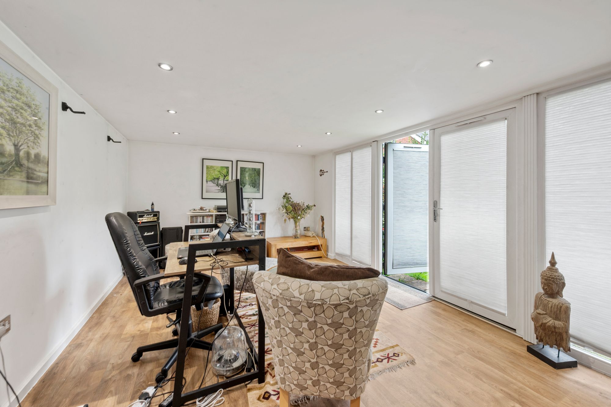 Manchester Road, Woolston, WA1