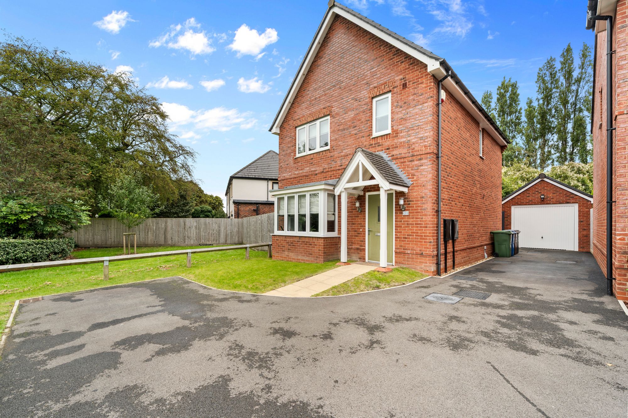 Little Lowes Meadow, Lowton, WA3