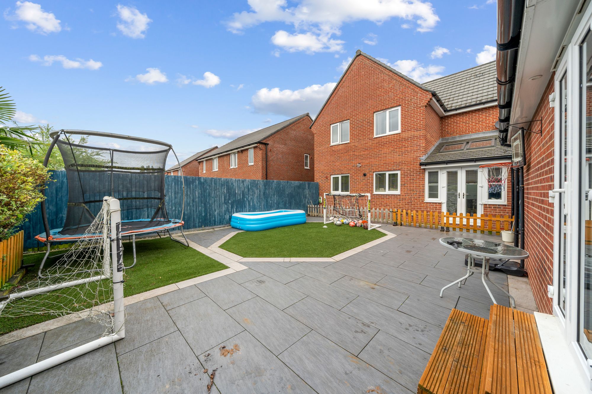 Southmead, Lowton, WA3