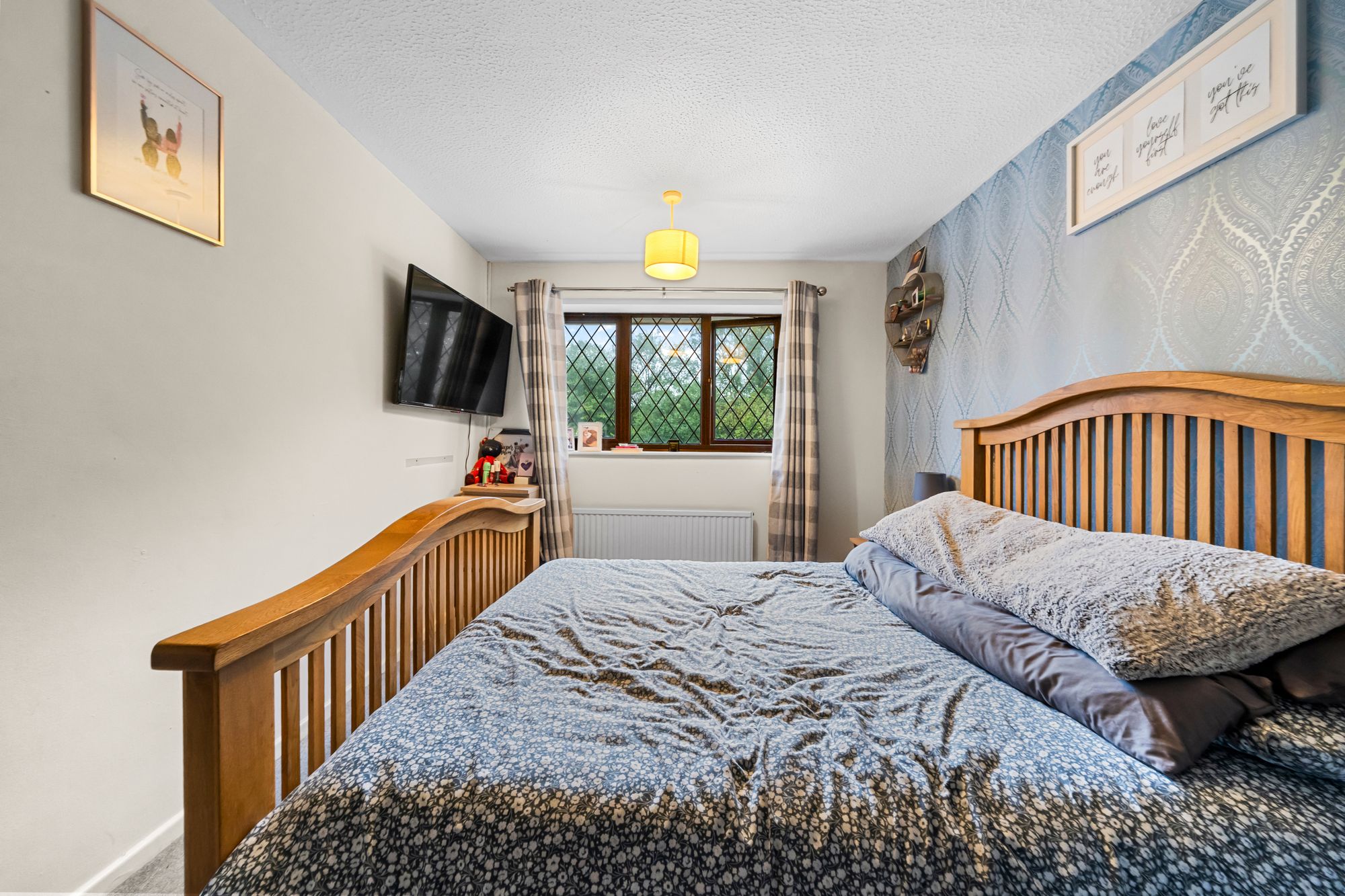 Keyes Close, Birchwood, WA3