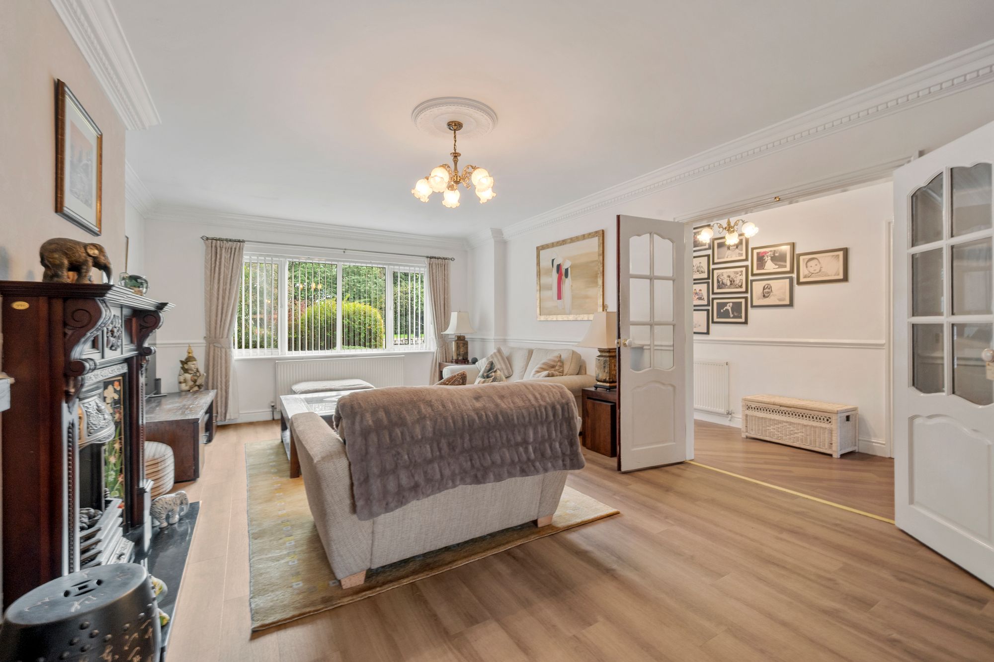 Manchester Road, Woolston, WA1