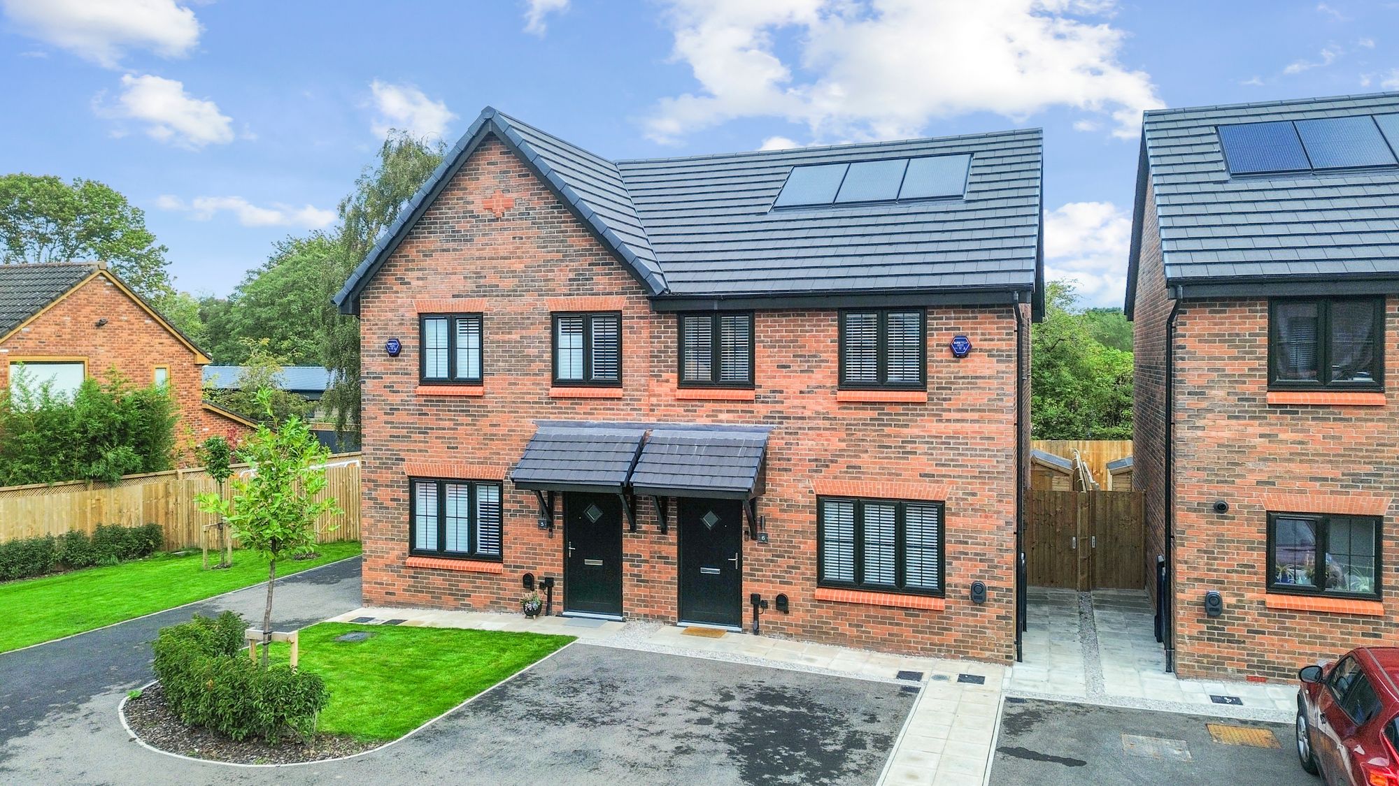Vestry Close, Croft, WA3