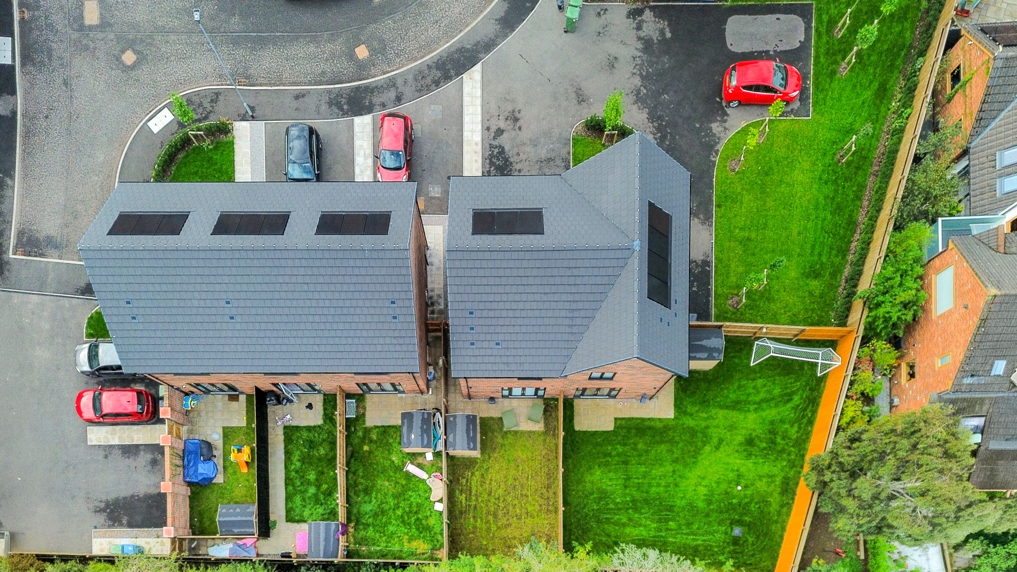 Vestry Close, Croft, WA3