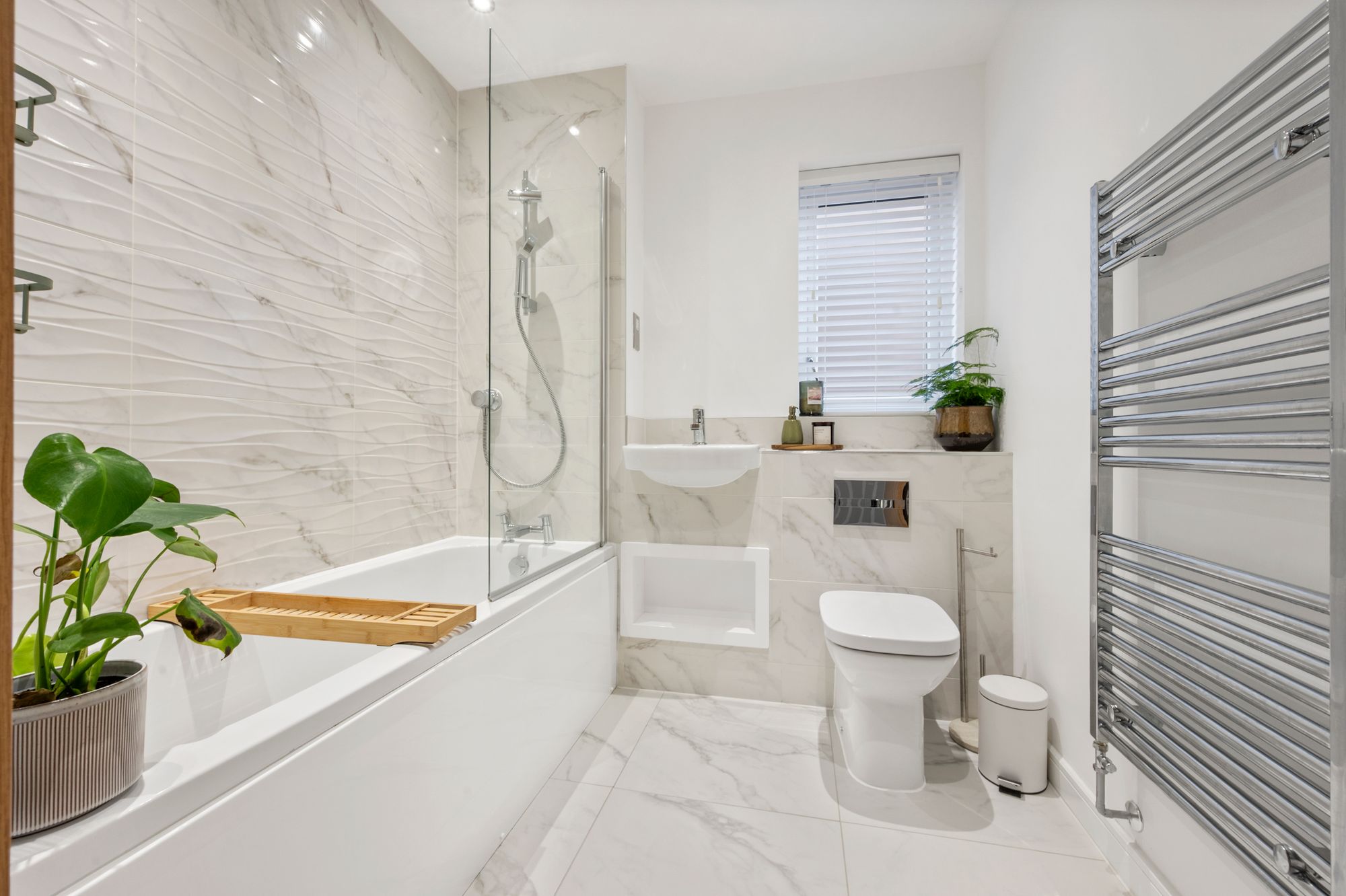 Vestry Close, Croft, WA3