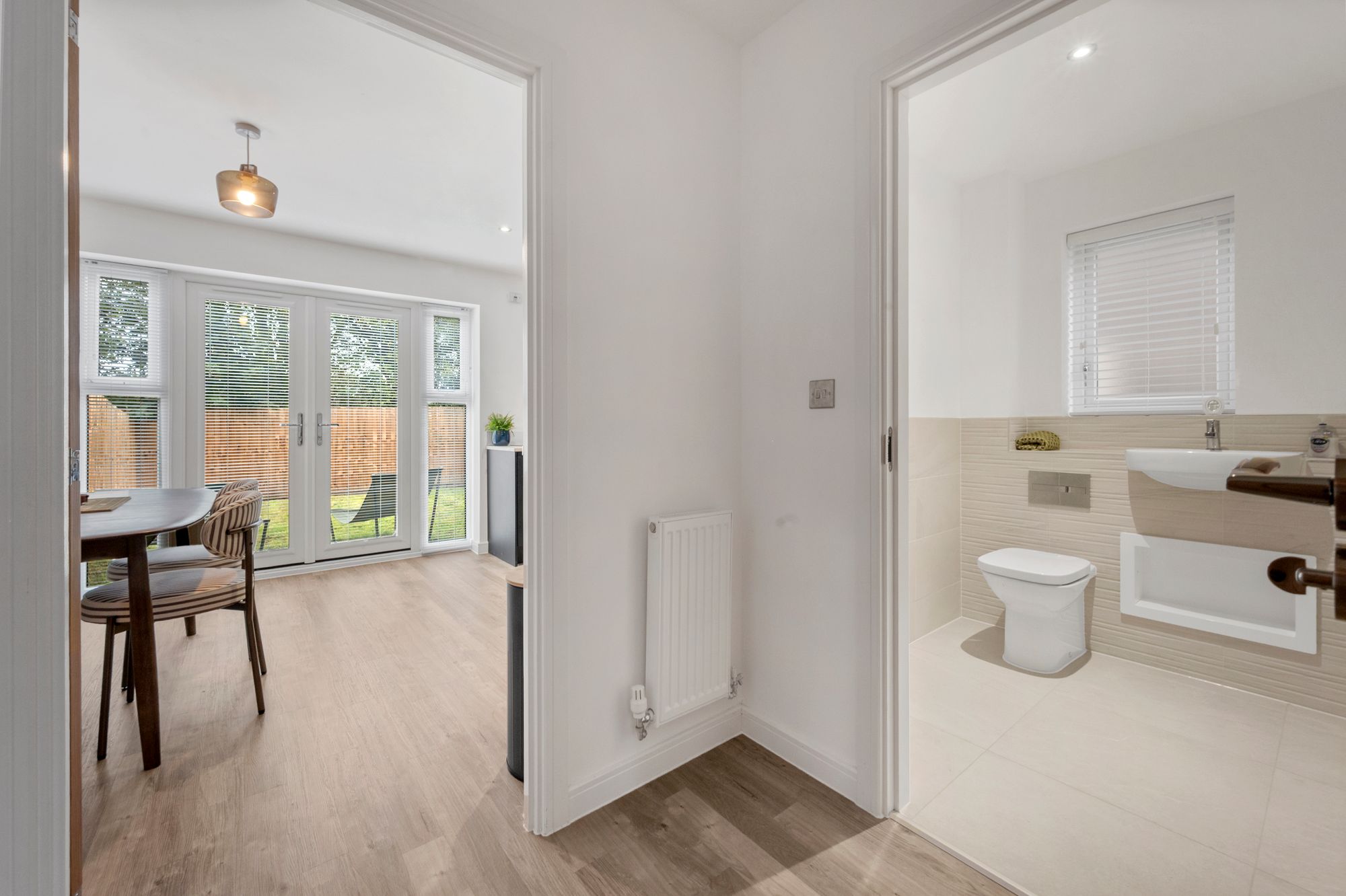 Vestry Close, Croft, WA3