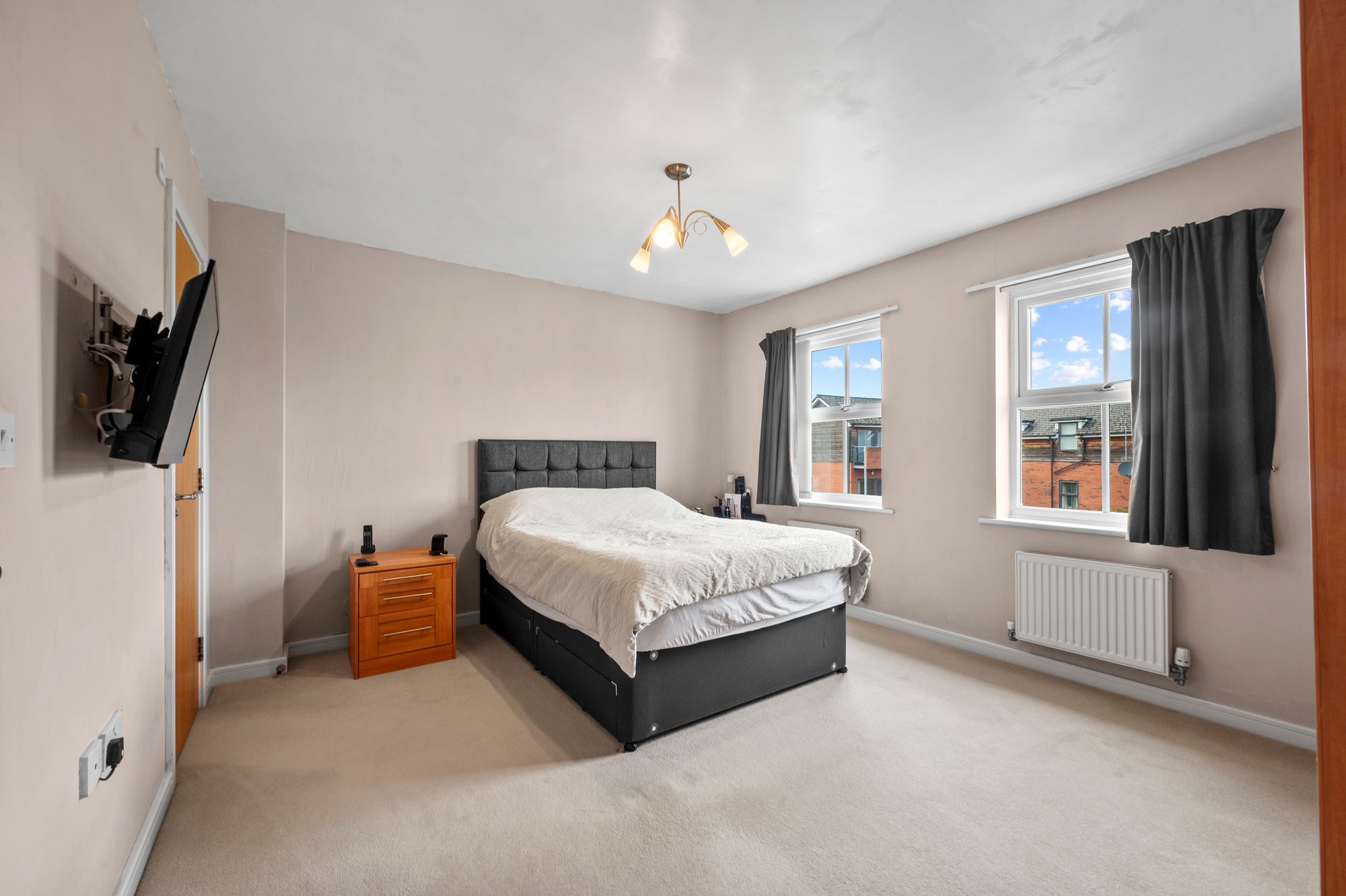 Holywell Drive, Warrington, WA1