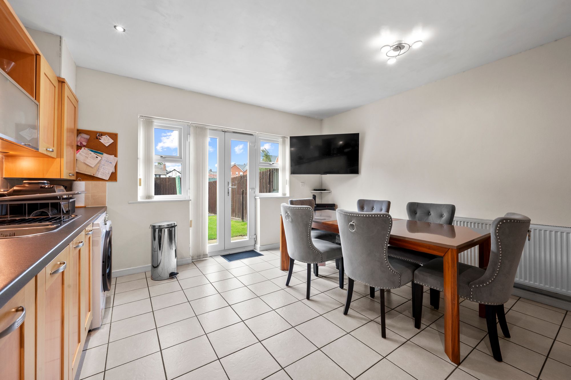 Holywell Drive, Warrington, WA1