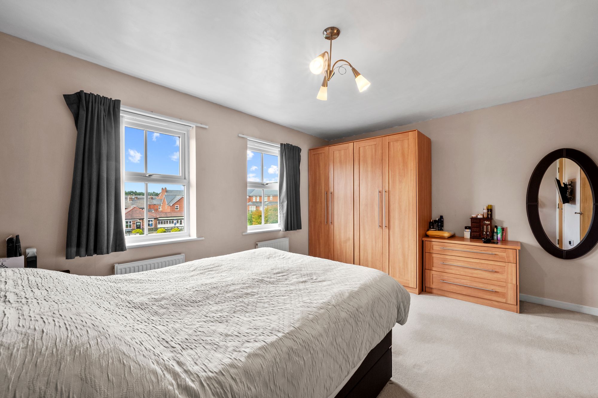 Holywell Drive, Warrington, WA1