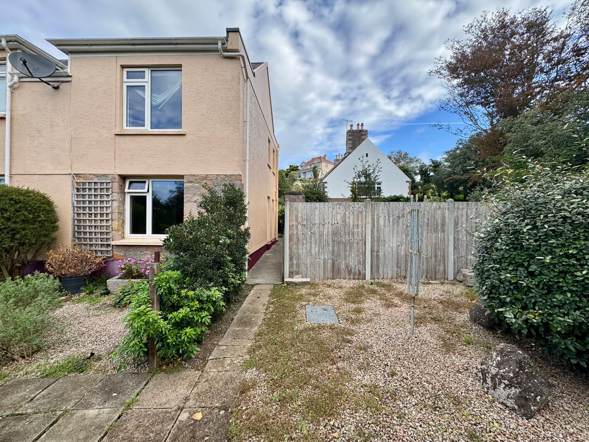 1 bed Property For Rent in St. Saviour, Jersey