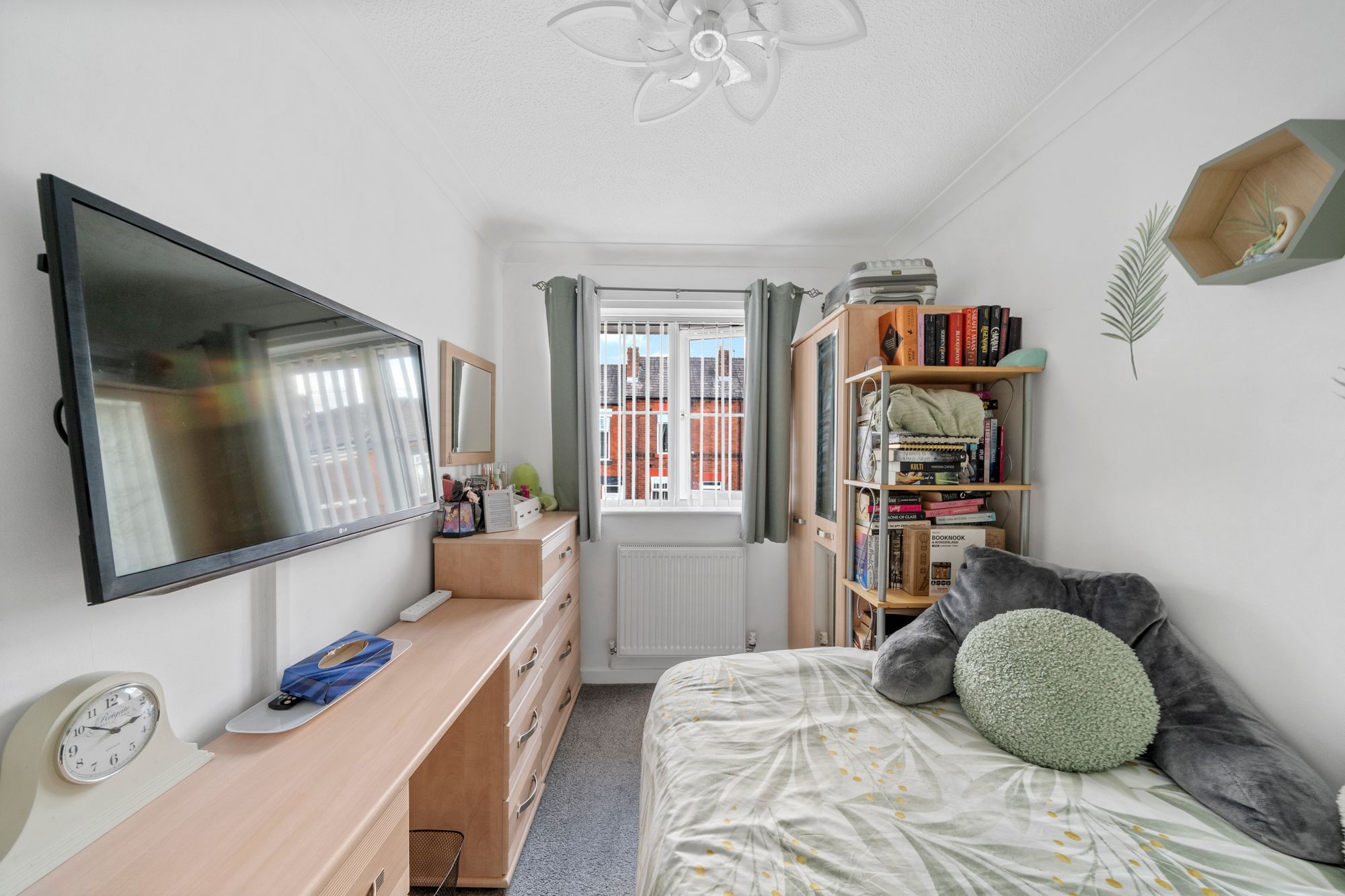 May Street, Golborne, WA3