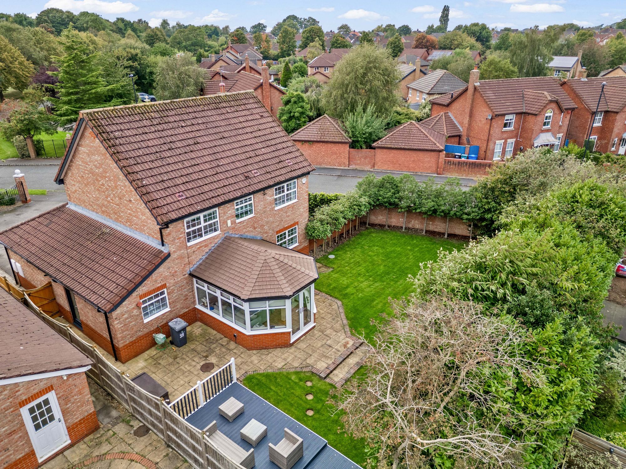 Pewterspear Green Road, Appleton, WA4