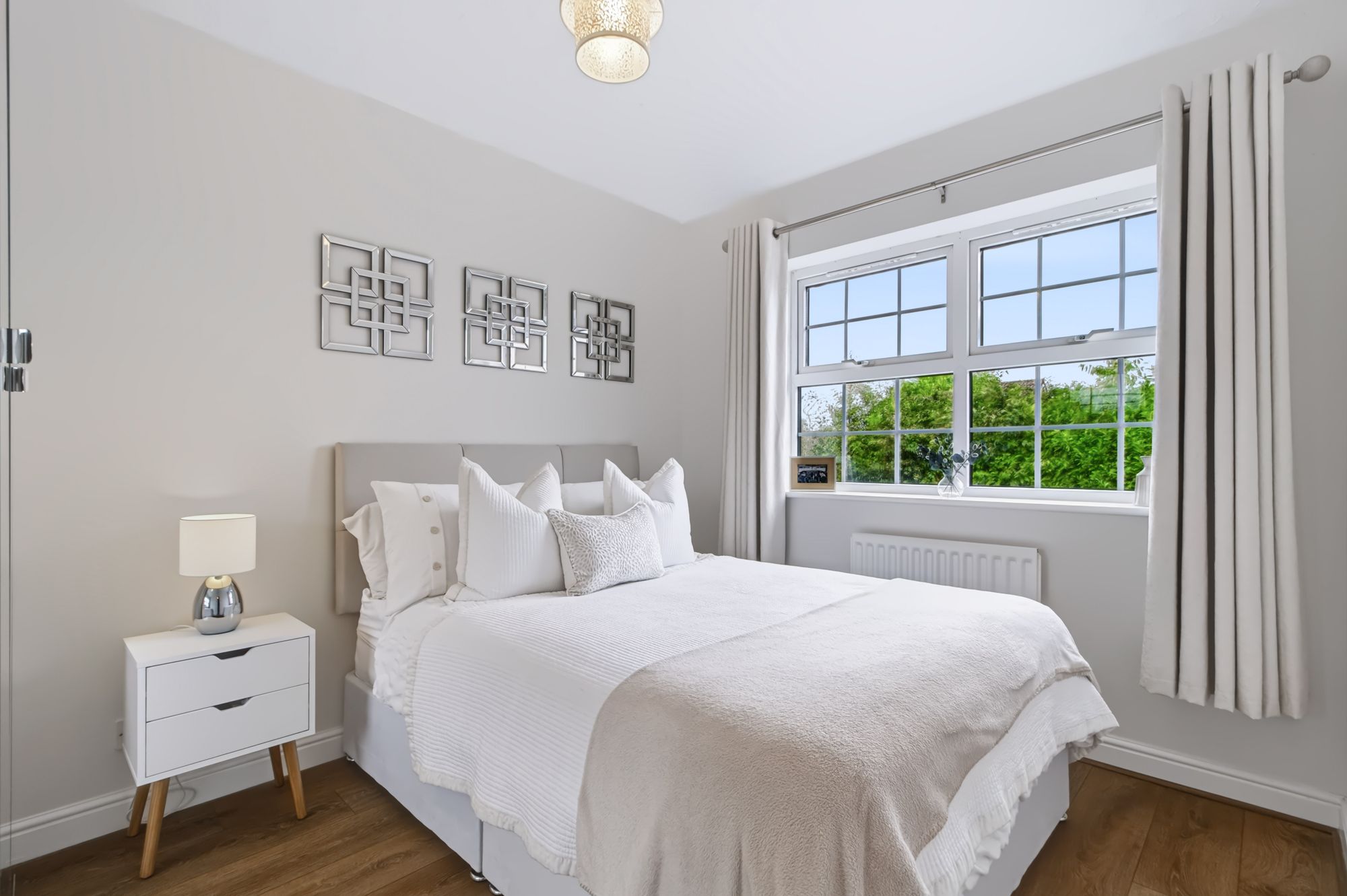 Pewterspear Green Road, Appleton, WA4