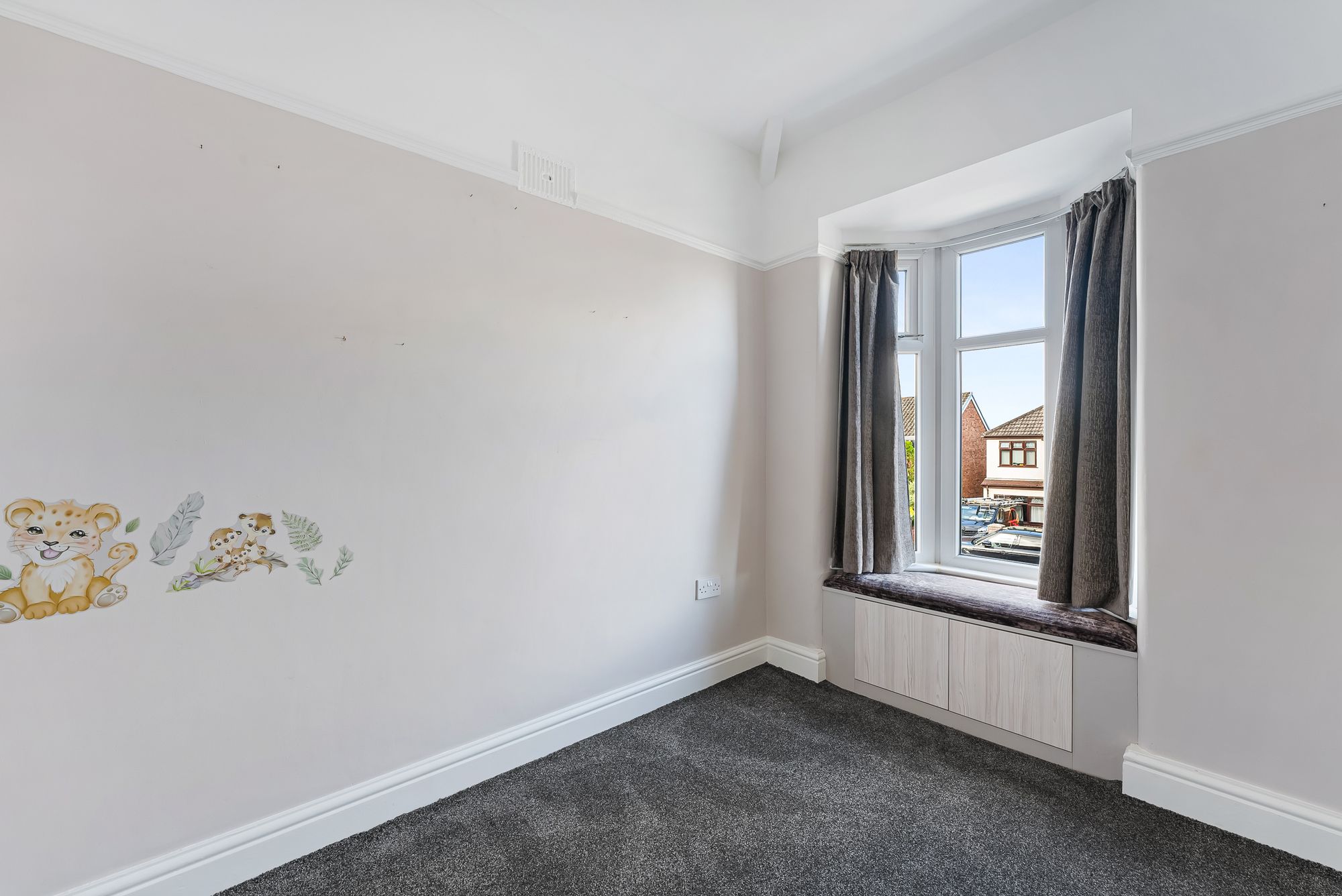 Crawford Avenue, Widnes, WA8