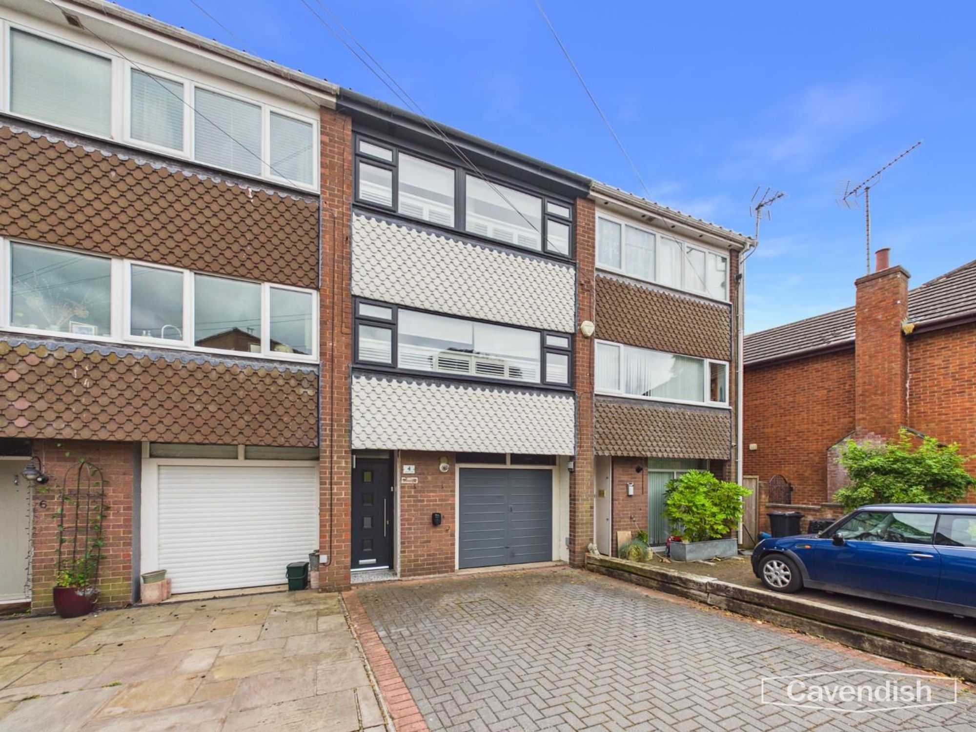 Mossley Court, Hawarden, CH5