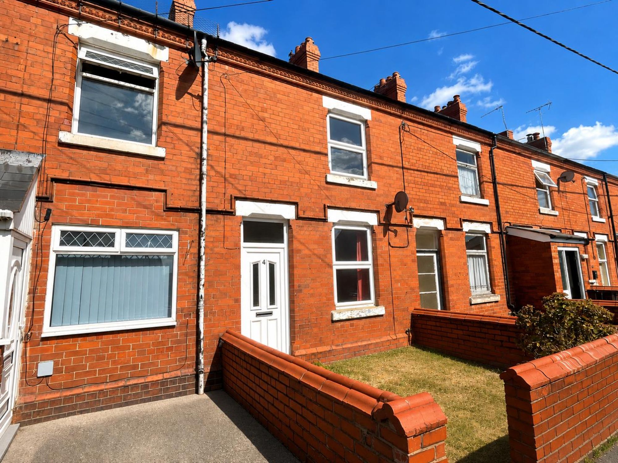 Vicarage Lane, Gresford, LL12