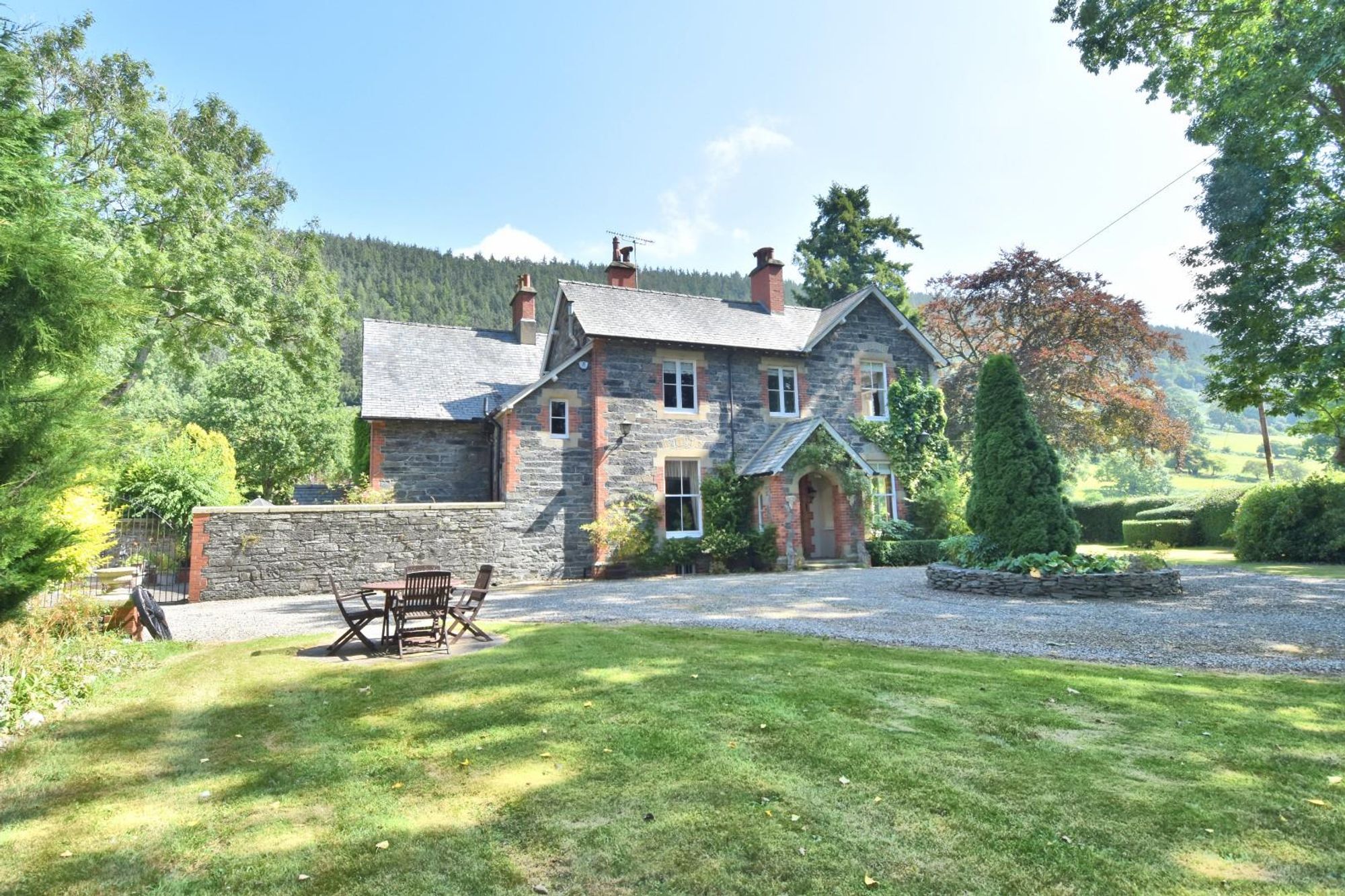 Llandrillo, Corwen, LL21