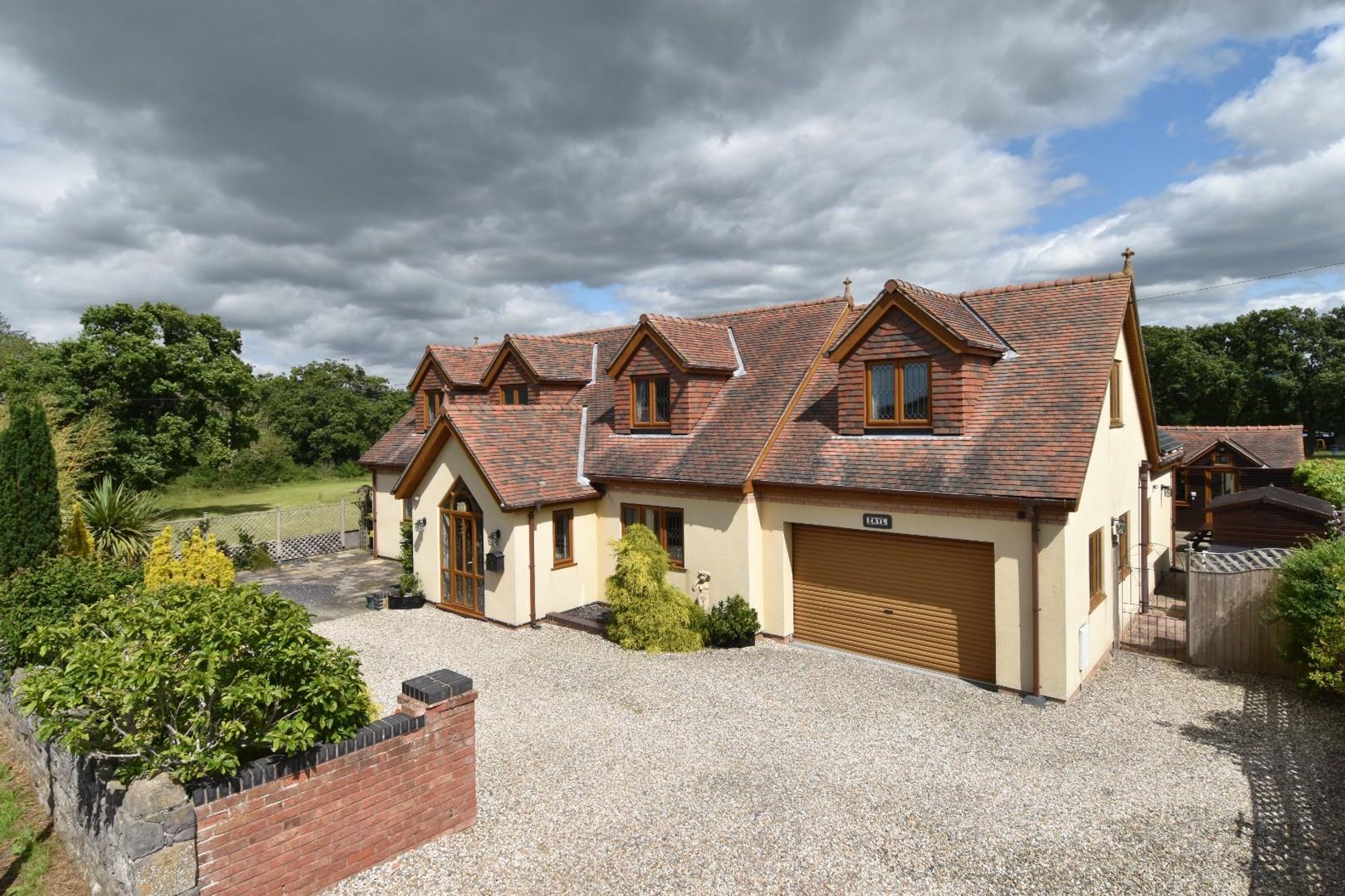 Trefnant, Denbigh, LL16