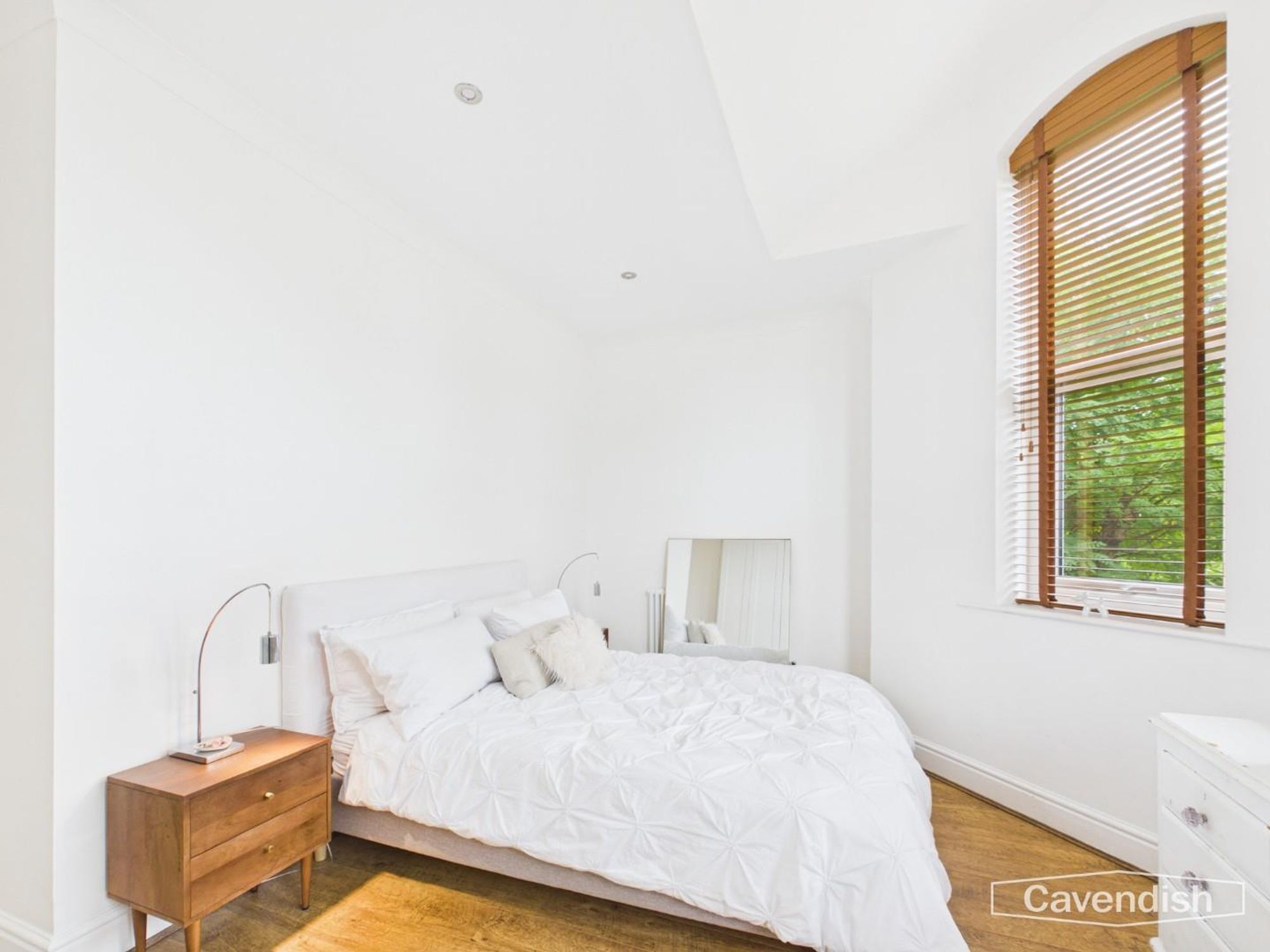 Property image — Eversley Park, Modyn Eversley Park, CH2