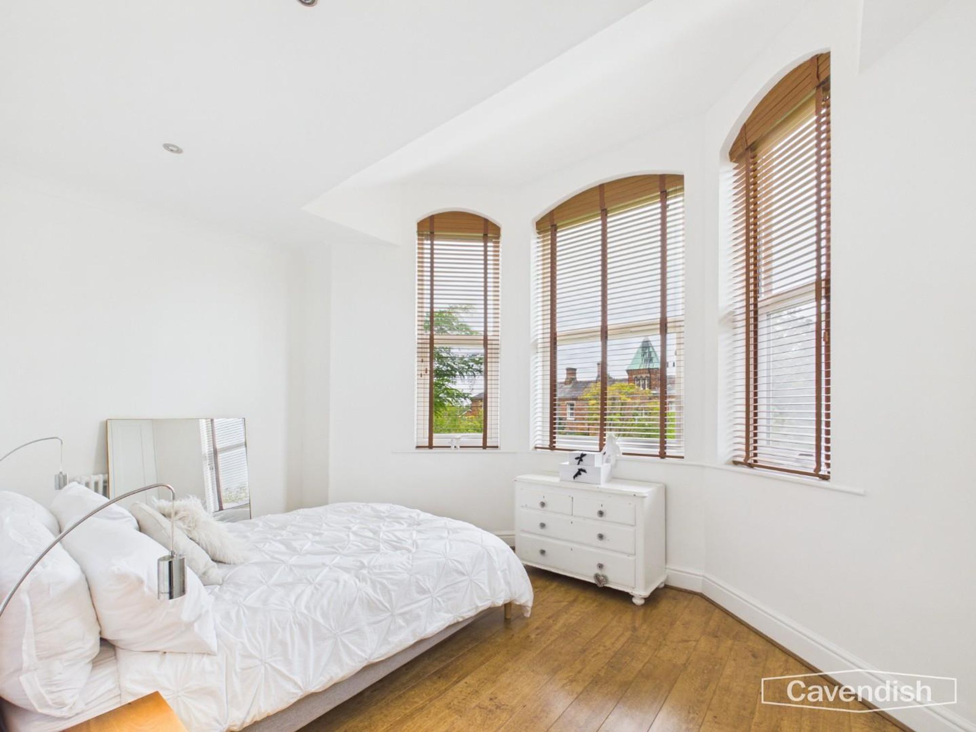 Property image — Eversley Park, Modyn Eversley Park, CH2