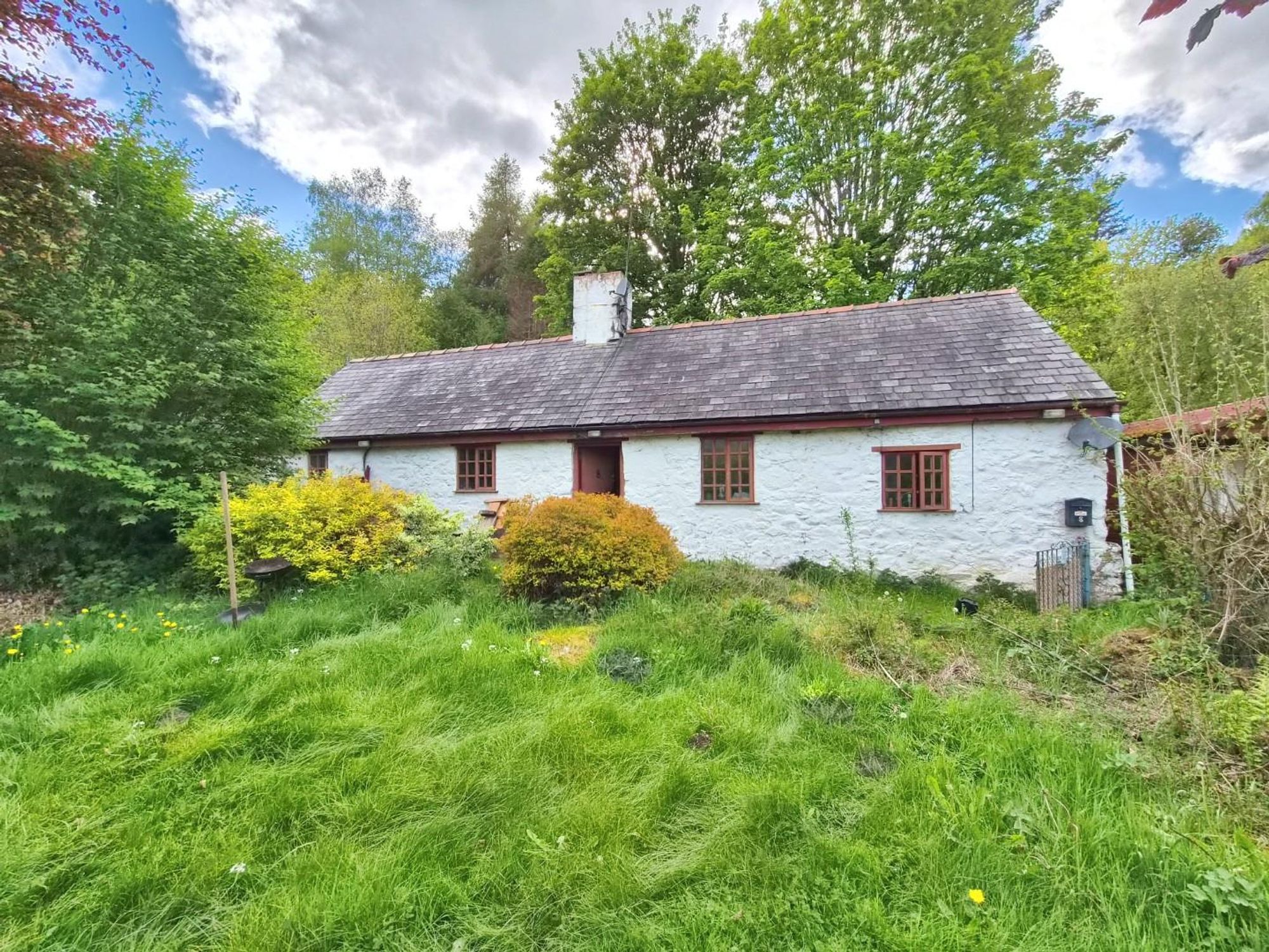 The Nant, Llanferres, CH7