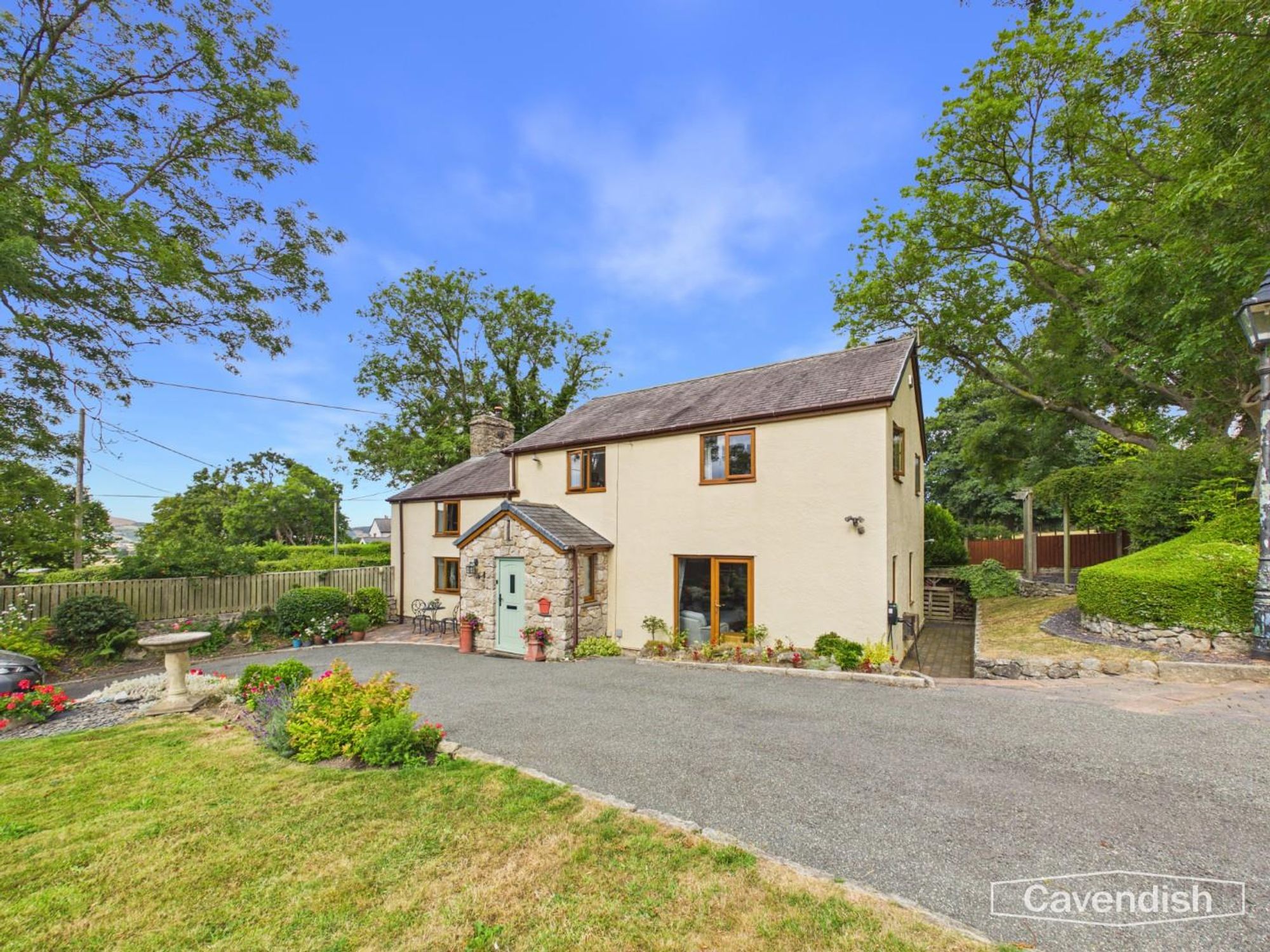Wern Road, Rhosesmor, CH7