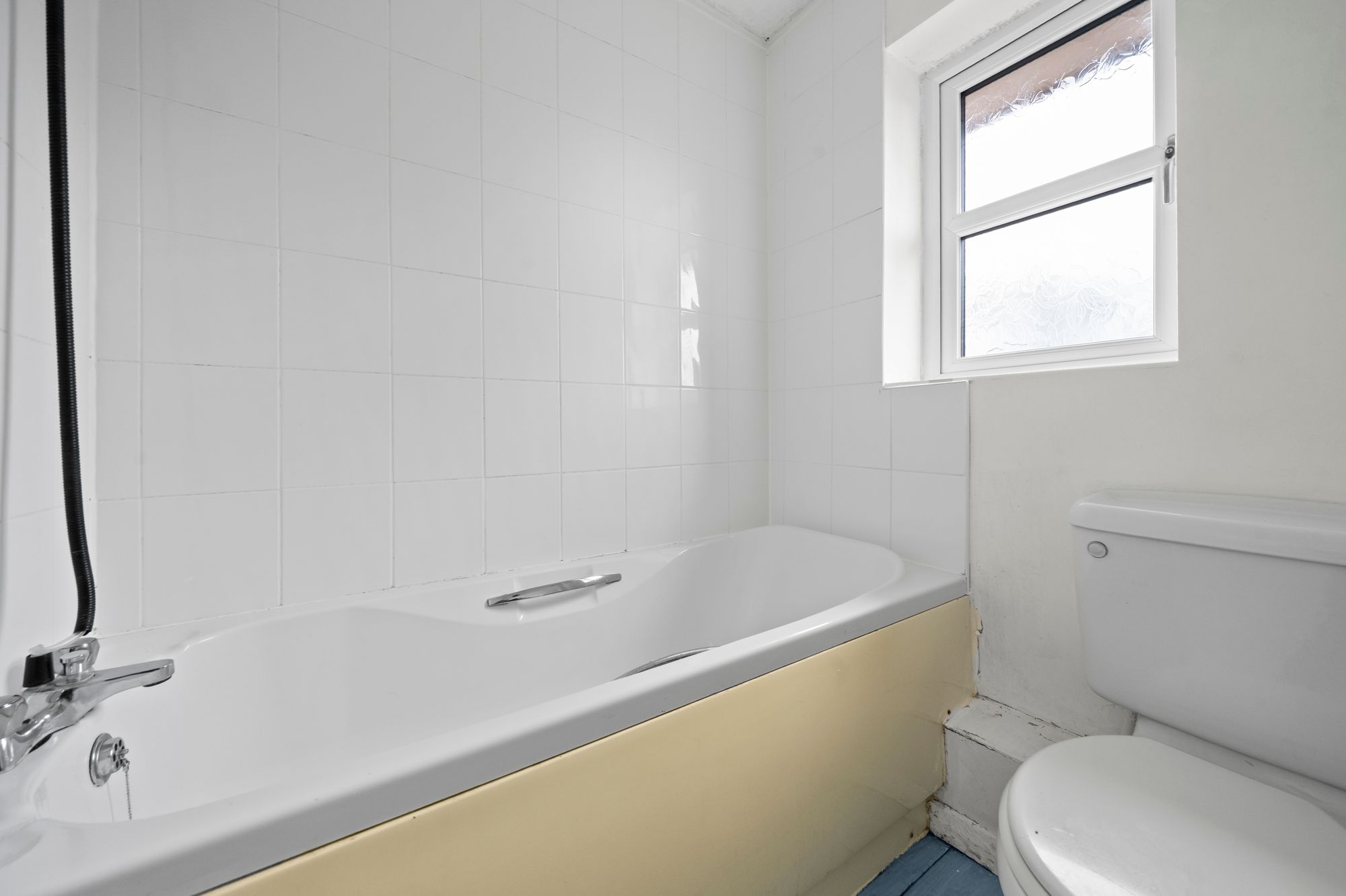 Tutor Bank Drive, Newton-Le-Willows, WA12