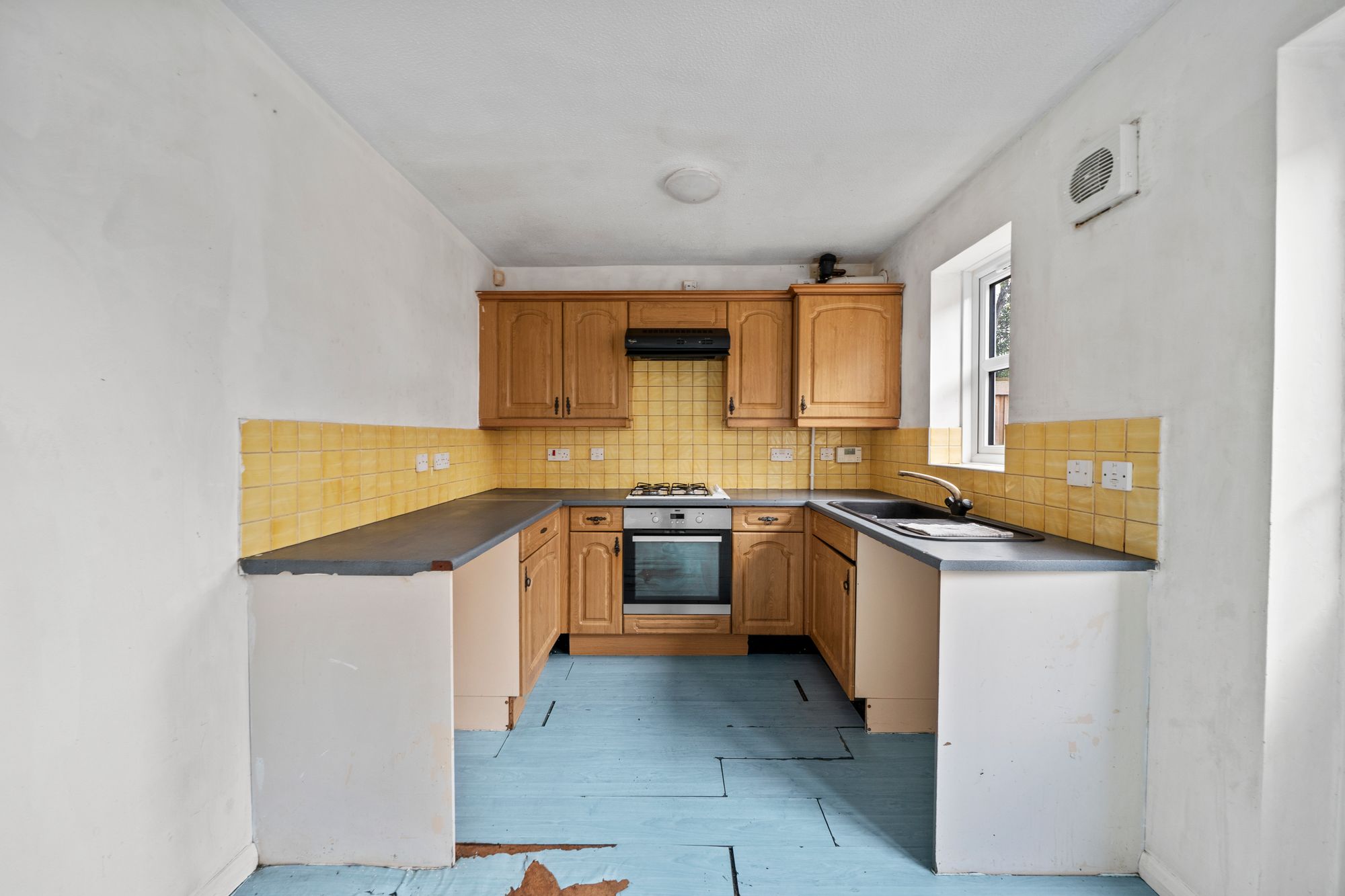 Tutor Bank Drive, Newton-Le-Willows, WA12