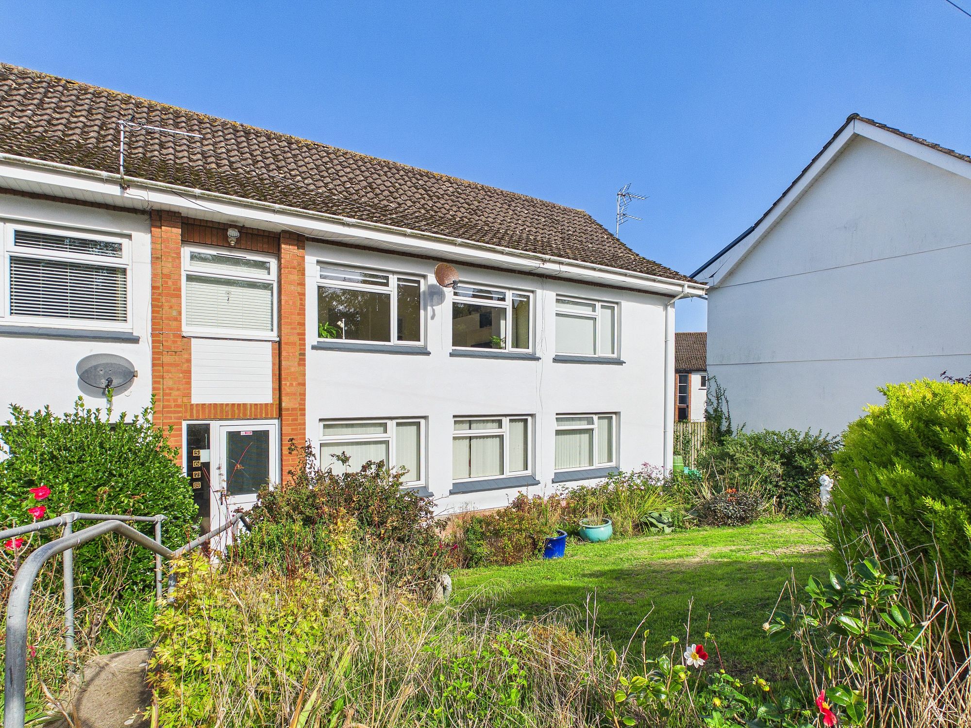 Redwood Close, Boverton, CF61