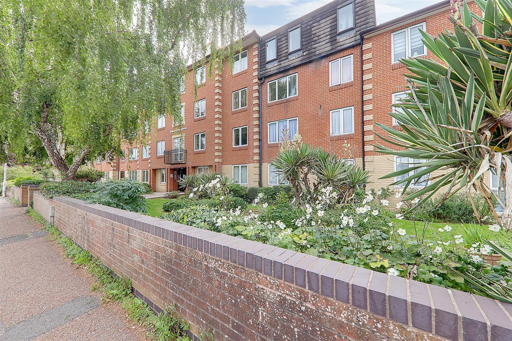 Other | Flat 39, Homesteyne House 11-13 Broadwater Road, Worthing, BN14 8AJ | For Sale