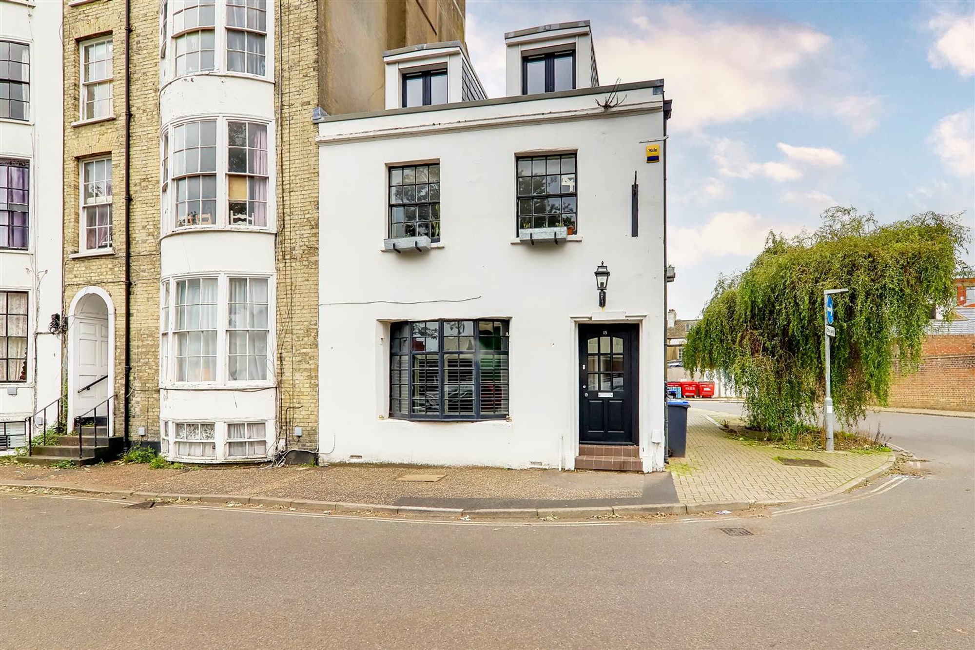 House | 15 Bedford Row, Worthing, BN11 3DR | To Let