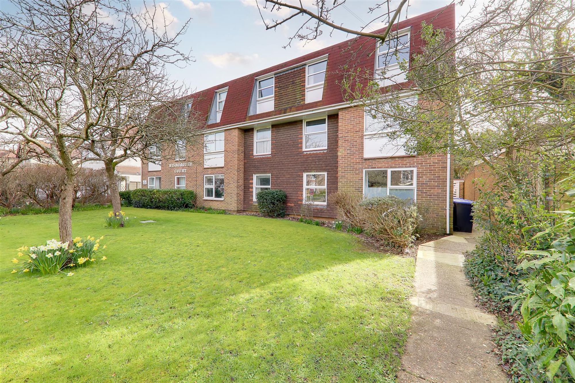 Apartment | 9 Wisborough Court Littlehampton Road, Worthing, BN13 1RG | For Sale