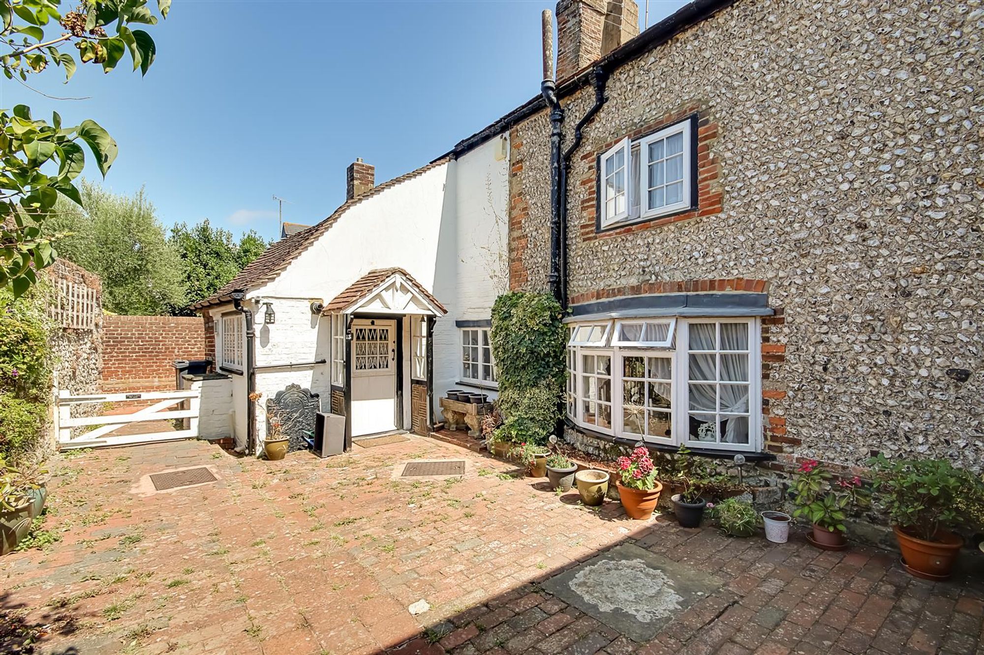 House | 15 High Street, Tarring, Worthing, BN14 7NN | For Sale