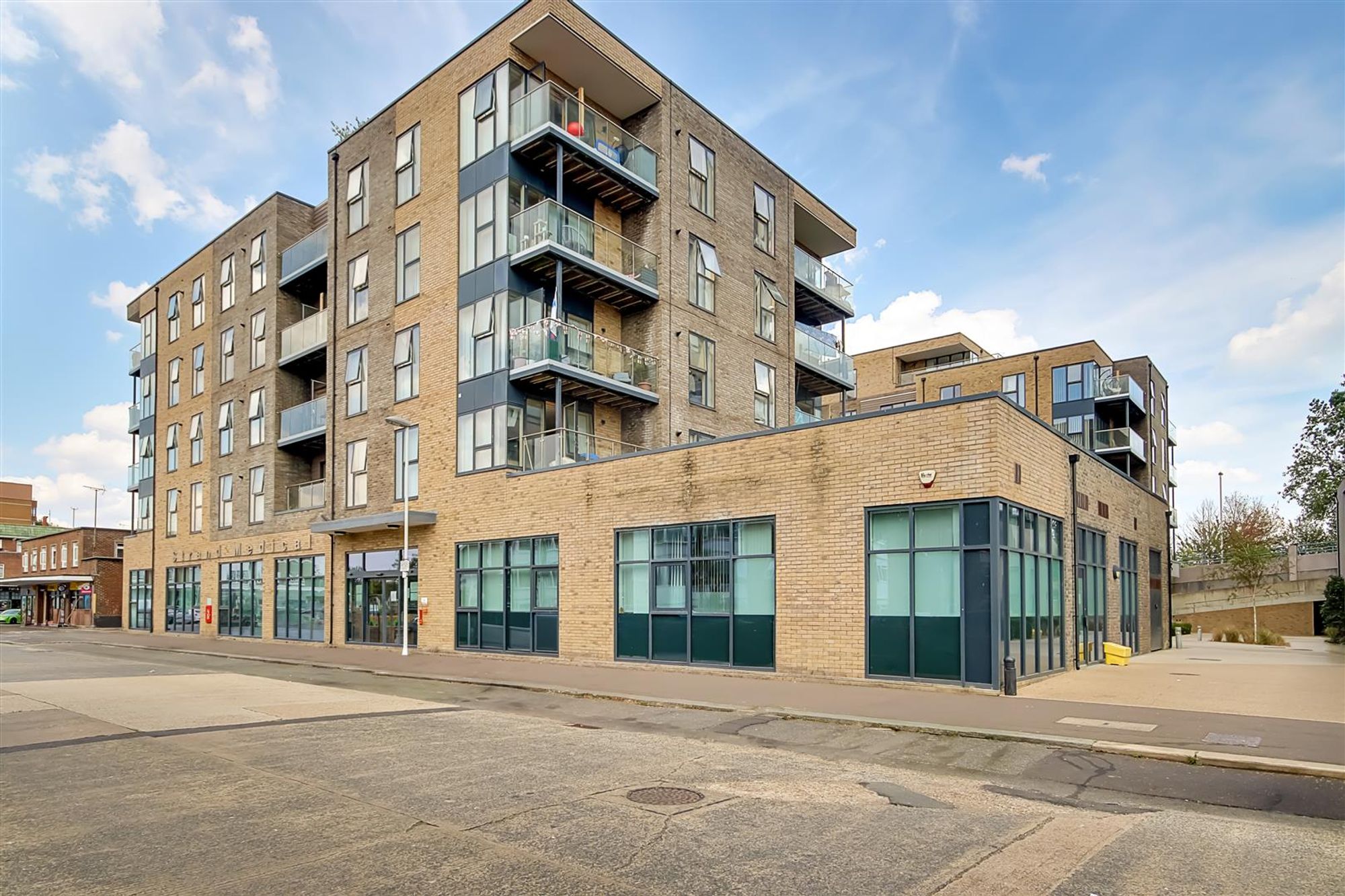 Apartment | 3 Causeway Place, 1A The Causeway, Worthing, BN12 6FP | For Sale