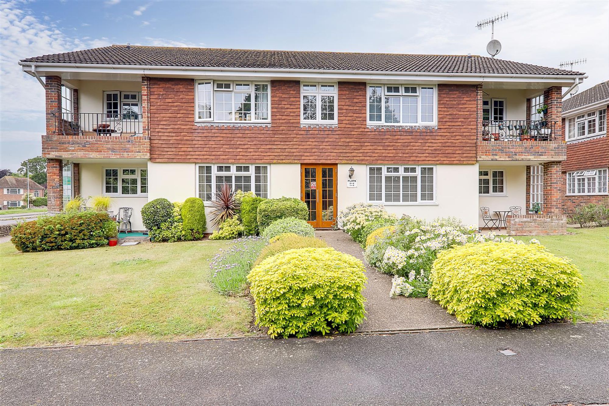 Flat | 3 Lamorna Grove, Worthing, BN14 9BJ | For Sale
