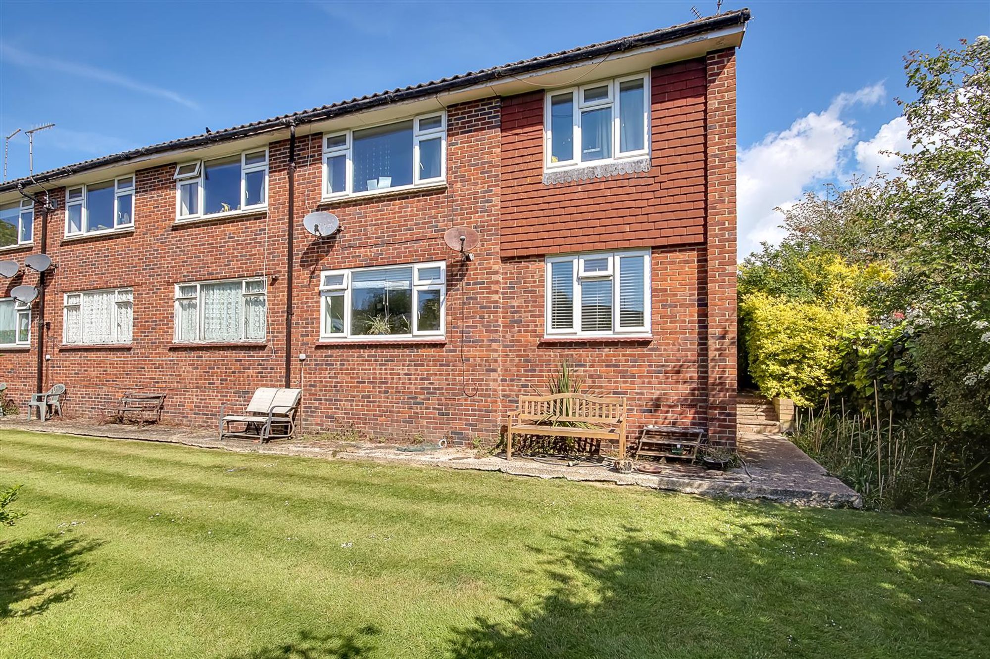 Apartment | Flat 3, Henley Court Chancton Close, Worthing, BN11 5JT | Sold - Subject to Contract