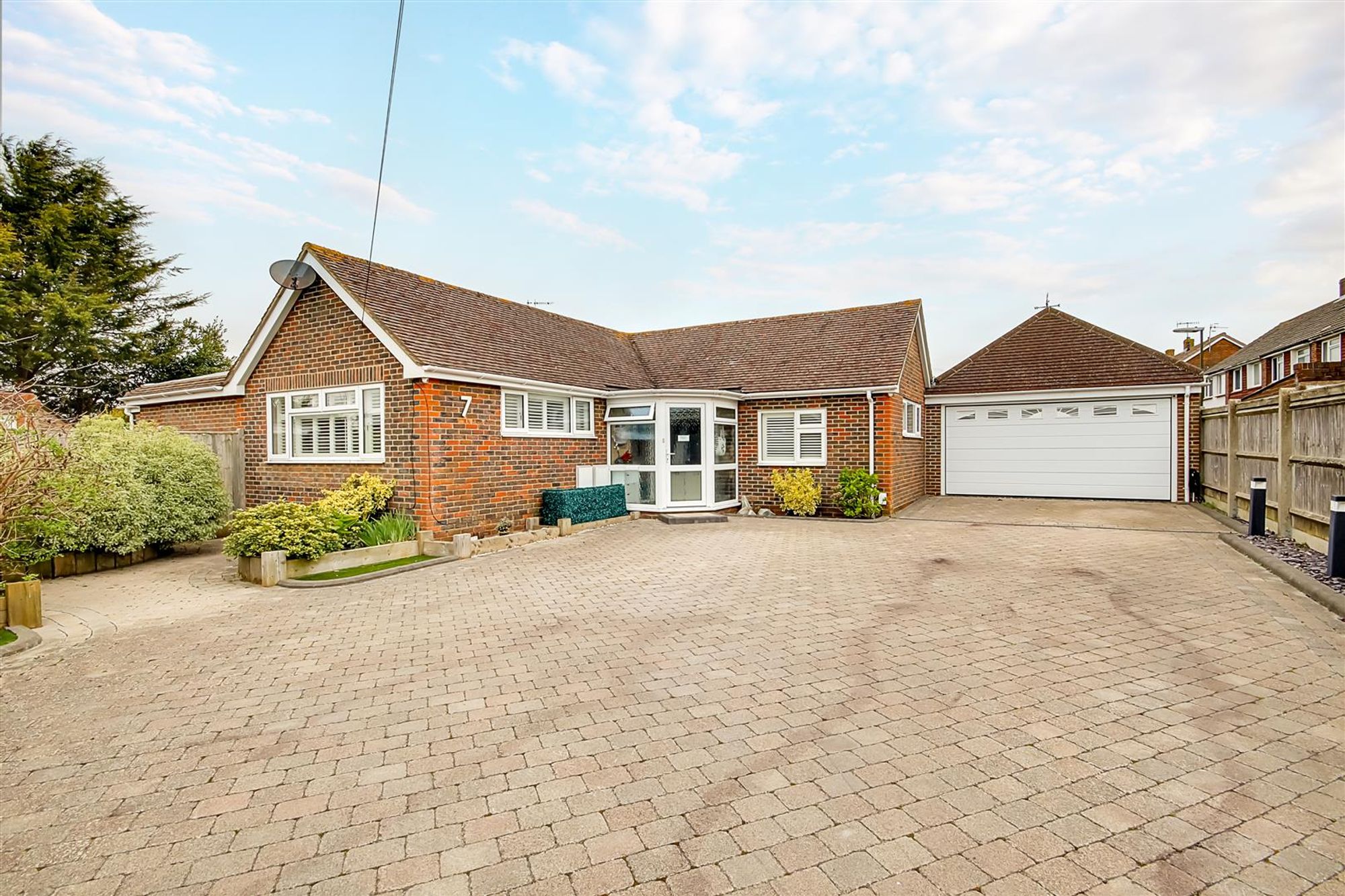House | 7 Edwin Close, Sompting, Lancing, BN15 9UU | Sold - Subject to Contract