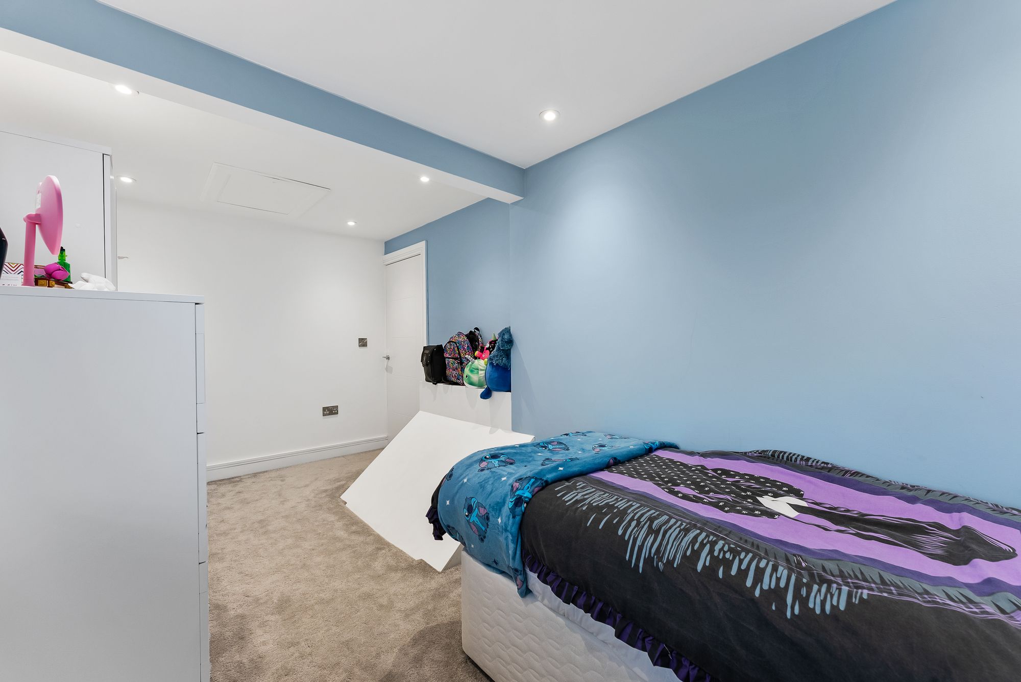Bowden Close, Culcheth, WA3