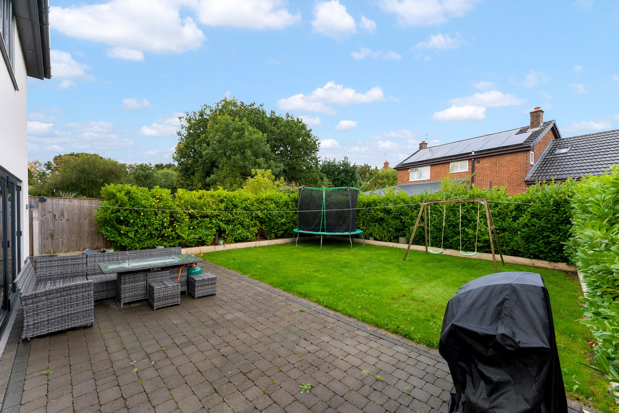 Bowden Close, Culcheth, WA3