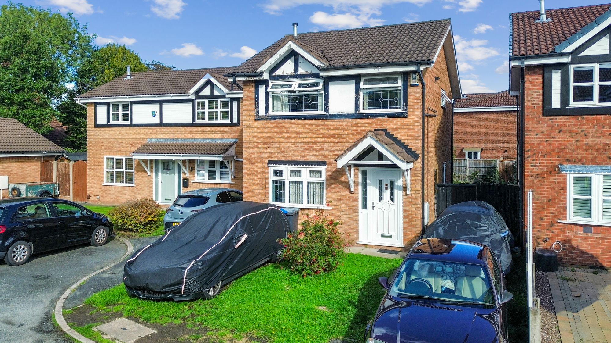 Aviemore Drive, Fearnhead, WA2