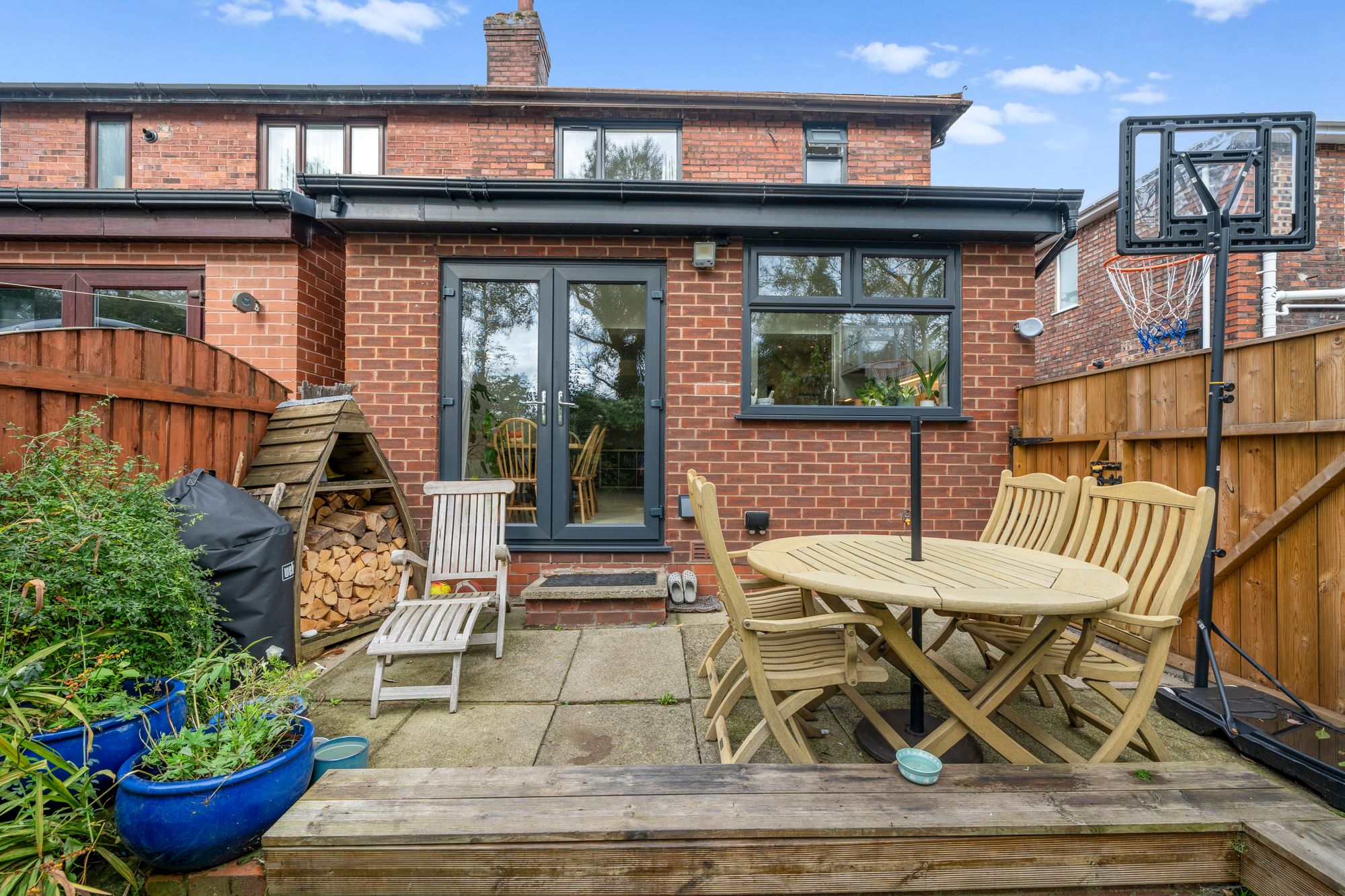 Leigh Road, Leigh, WN7