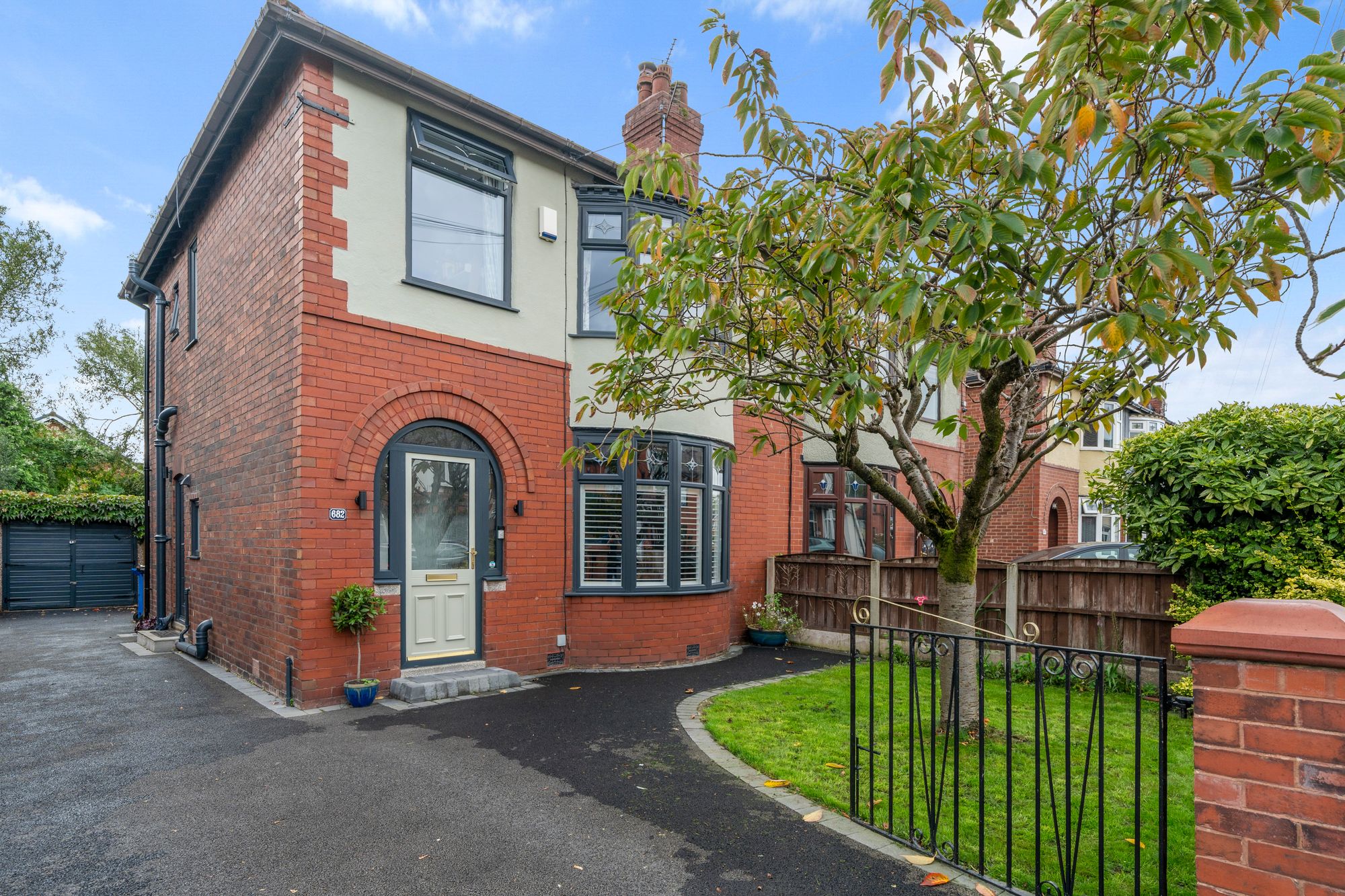 Leigh Road, Leigh, WN7