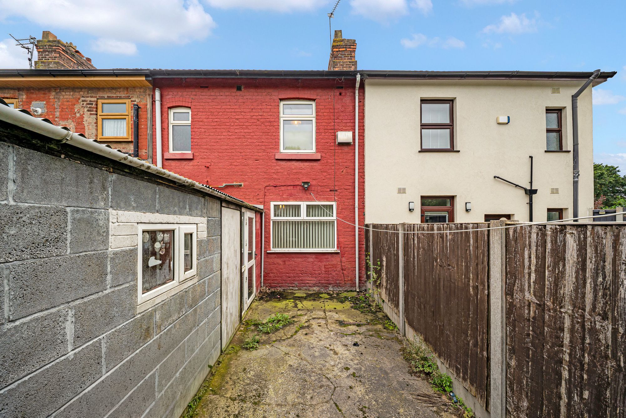 Dundalk Road, Widnes, WA8